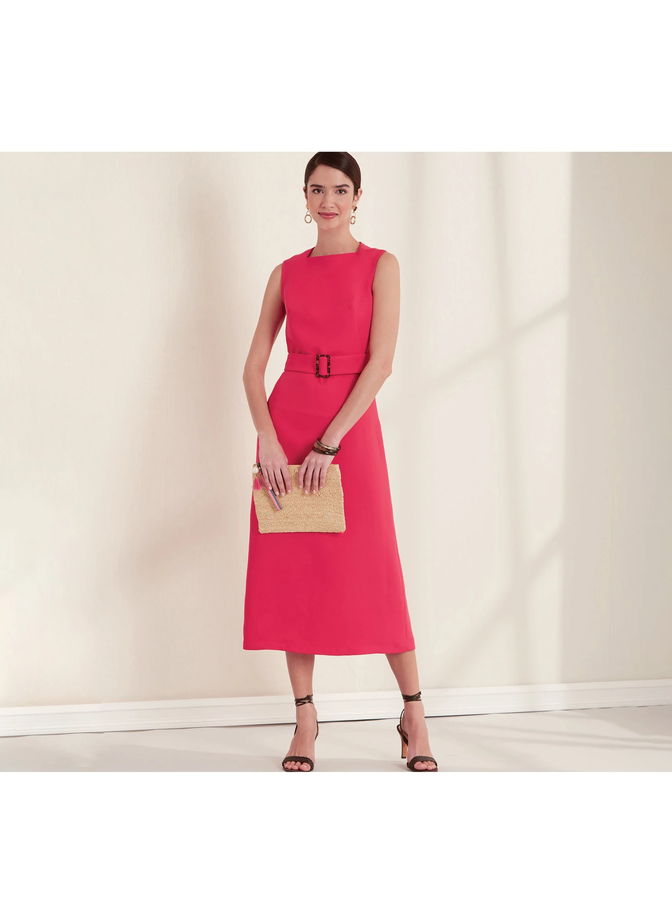 New Look Sewing Pattern Misses' Shift Dresses with French Darts, with or Without Sleeves 2 New Look Sewing Pattern Misses' Shift Dresses with French Darts, with or Without Sleeves