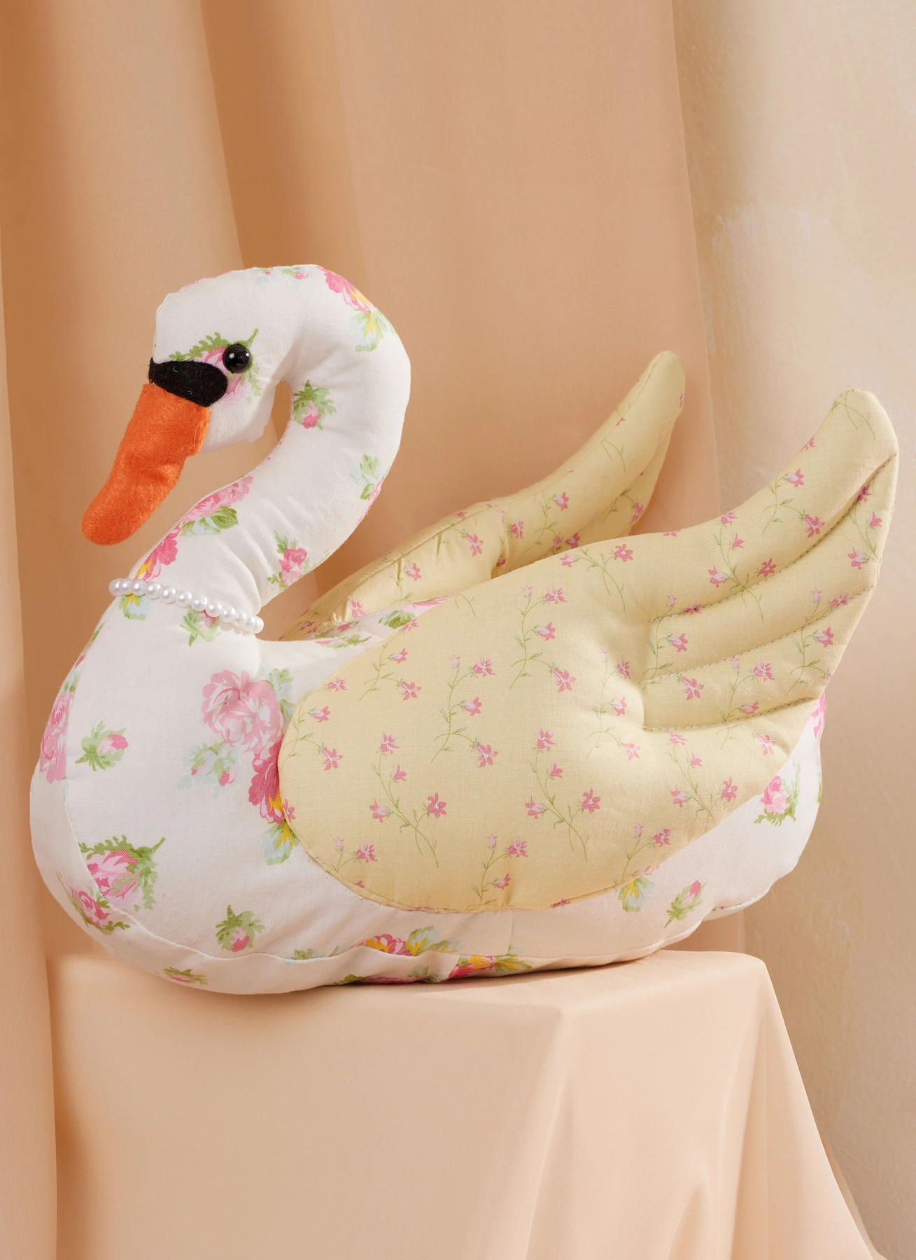McCall's Sewing Pattern Plush Swans in Two Sizes (PDF) 3 McCall's Sewing Pattern Plush Swans in Two Sizes (PDF)