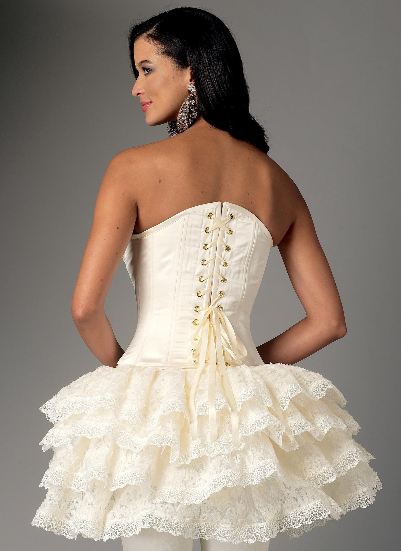 Butterick Sewing Pattern Curved-Hem Corsets and Skirts (PDF) 3 Butterick Sewing Pattern Curved-Hem Corsets and Skirts (PDF)