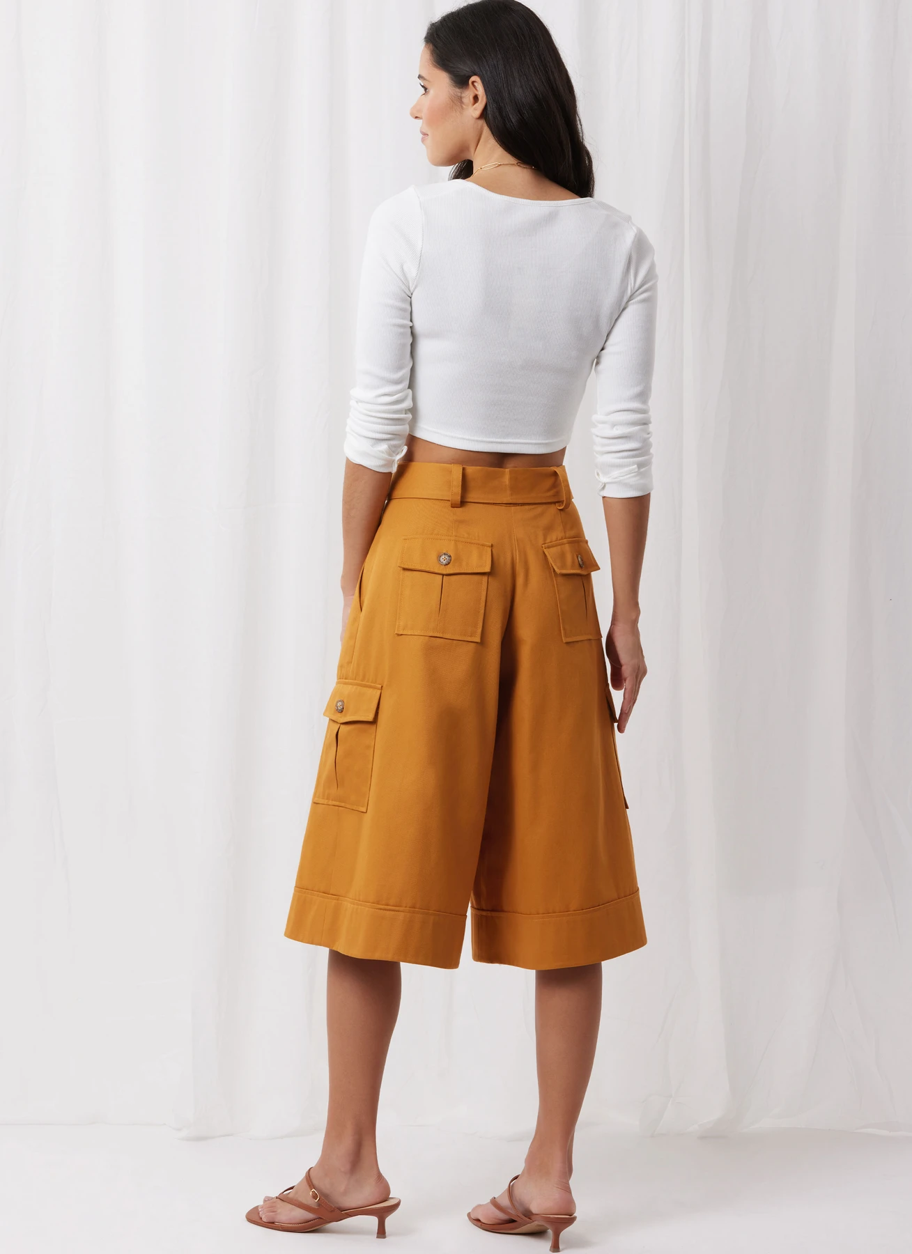 Simplicity Sewing Pattern Misses' Shorts and Pants with Tie Belt 6 Simplicity Sewing Pattern Misses' Shorts and Pants with Tie Belt