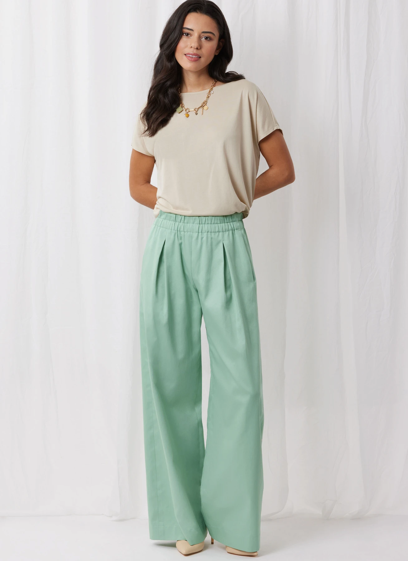Simplicity Sewing Pattern Misses' Shorts and Pants 2 Simplicity Sewing Pattern Misses' Shorts and Pants