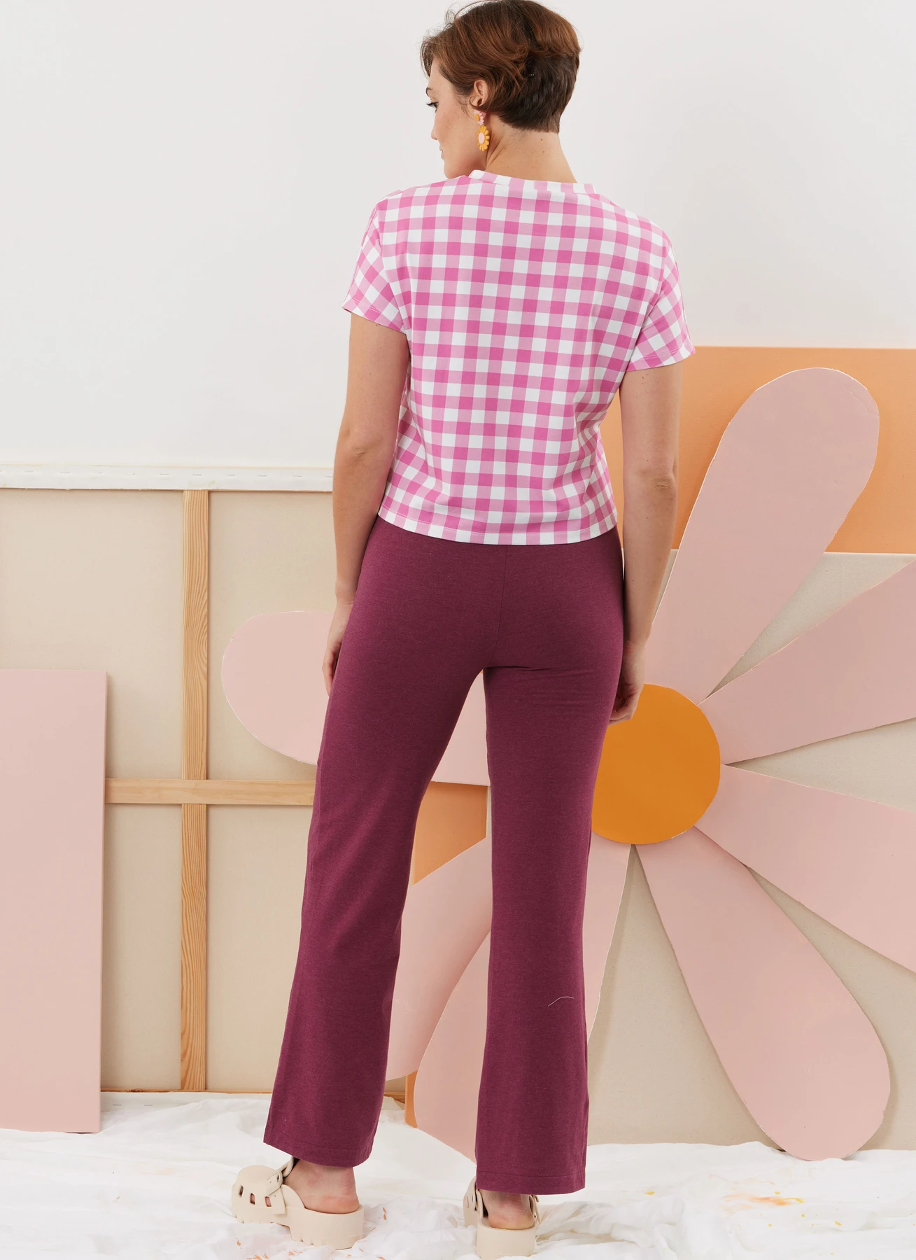 Simplicity Sewing Pattern Misses' Tops, Pants and Apron Dresses by Elaine Heigl Designs 8 Simplicity Sewing Pattern Misses' Tops, Pants and Apron Dresses by Elaine Heigl Designs