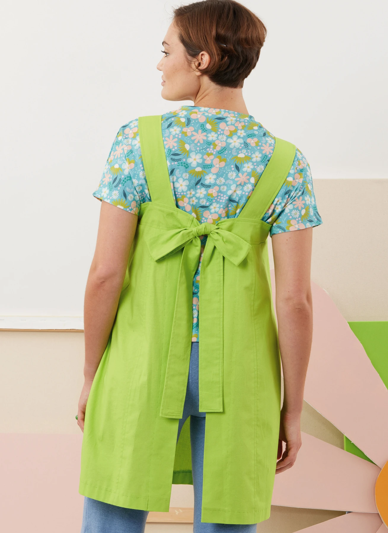 Simplicity Sewing Pattern Misses' Tops, Pants and Apron Dresses by Elaine Heigl Designs 9 Simplicity Sewing Pattern Misses' Tops, Pants and Apron Dresses by Elaine Heigl Designs