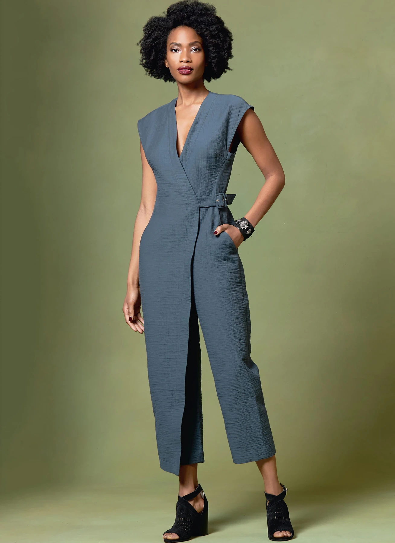 Vogue Patterns Misses' Jumpsuit 2 Vogue Patterns Misses' Jumpsuit