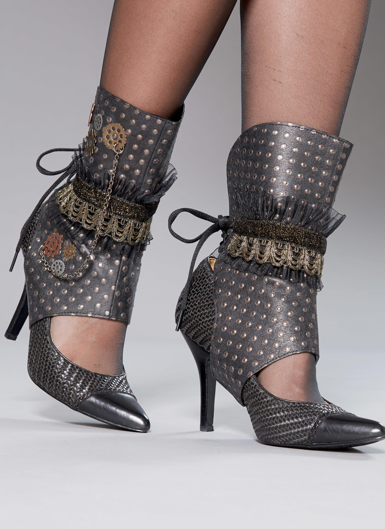 McCall's Sewing Pattern Misses' Spats (PDF) 4 McCall's Sewing Pattern Misses' Spats (PDF)