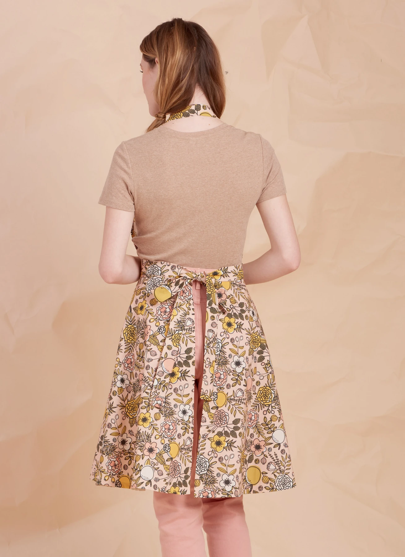 Simplicity Sewing Pattern Misses' Aprons 9 Simplicity Sewing Pattern Misses' Aprons