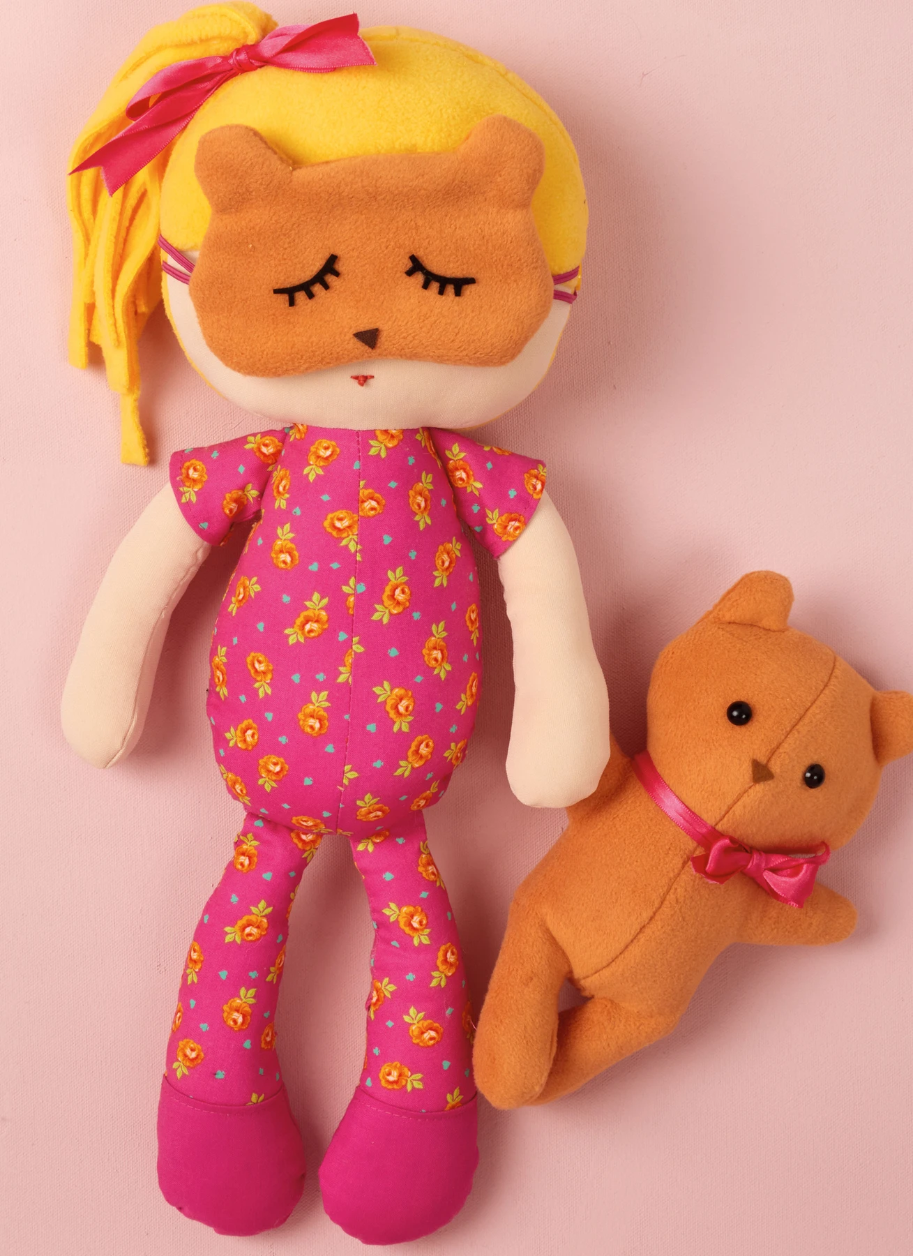 Simplicity Sewing Pattern Stuffed Dolls with Clothes by Elaine Heigl Designs (PDF) 4 Simplicity Sewing Pattern Stuffed Dolls with Clothes by Elaine Heigl Designs (PDF)