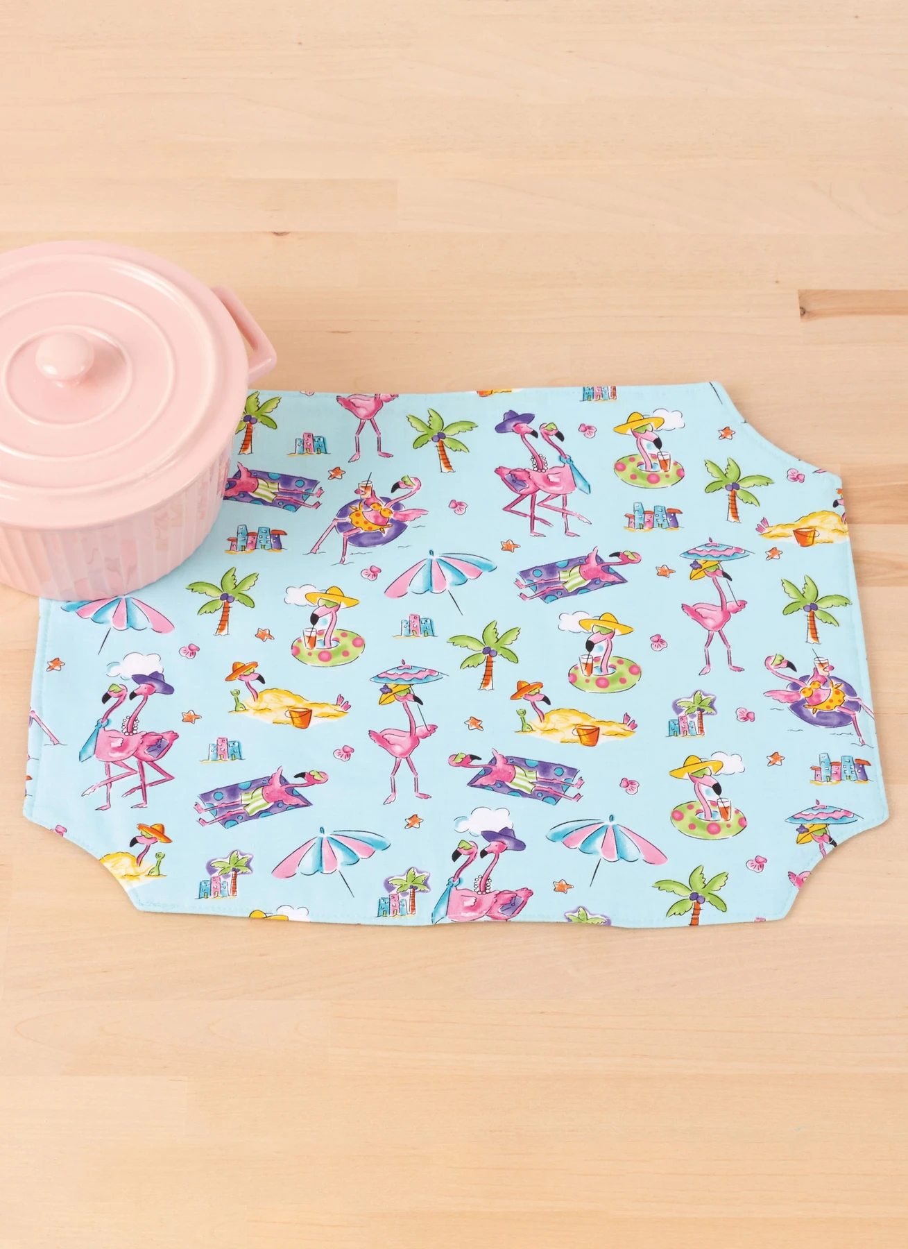 Simplicity Sewing Pattern Aprons and Kitchen Décor by Faith Van Zanten 5 Simplicity Sewing Pattern Aprons and Kitchen Décor by Faith Van Zanten