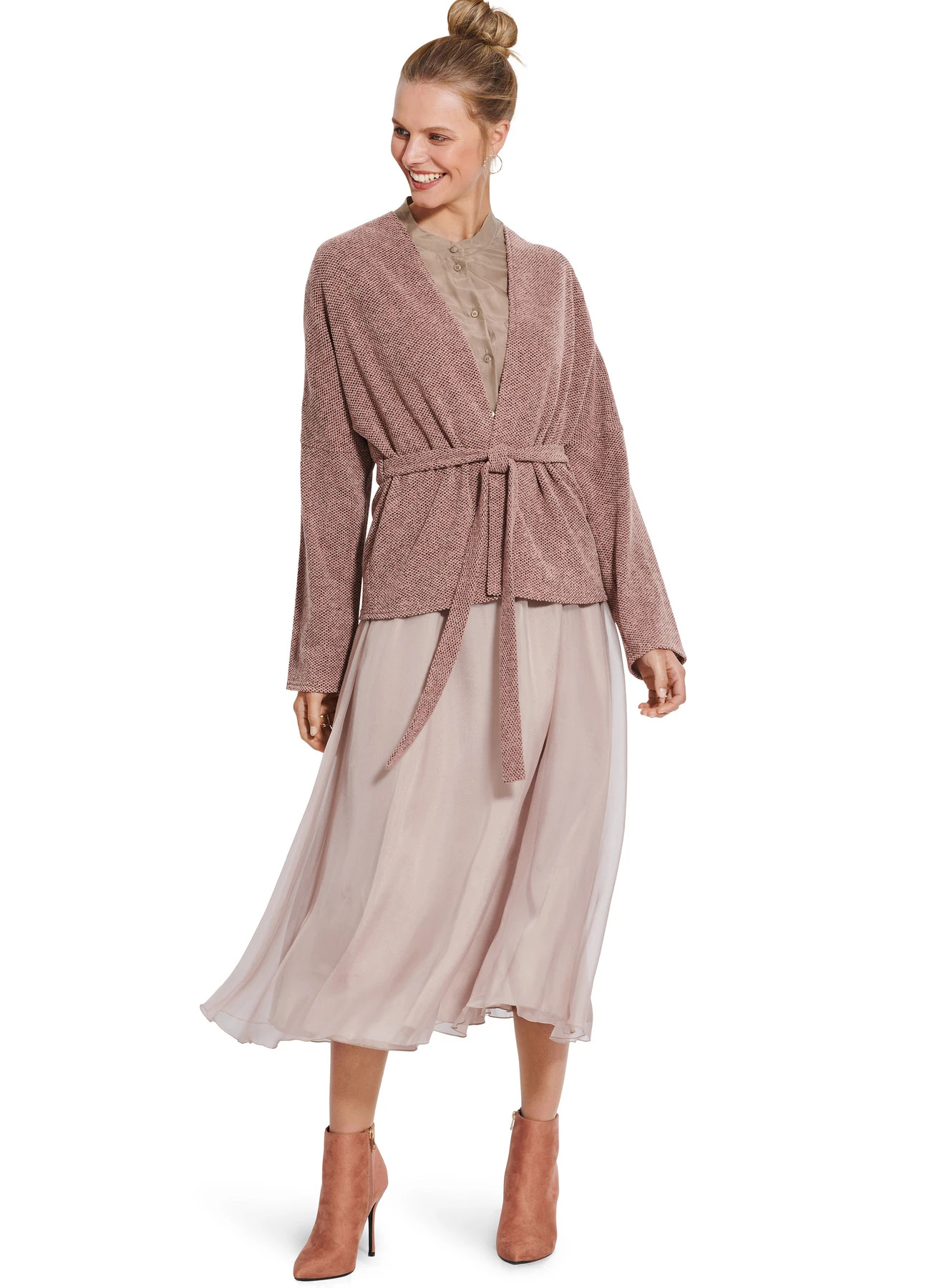 Burda Style Sewing Pattern 5883 Misses' Jacket & Coat 4 Burda Style Sewing Pattern 5883 Misses' Jacket & Coat