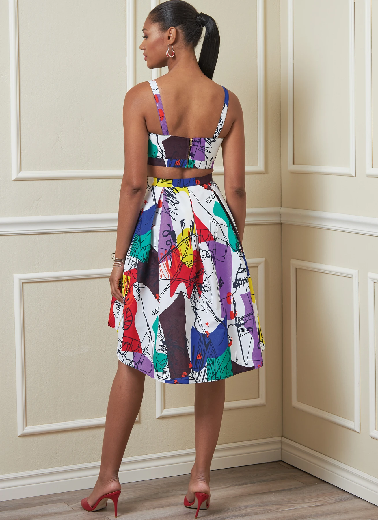Vogue Patterns Misses' Top, Shorts and Skirt 7 Vogue Patterns Misses' Top, Shorts and Skirt