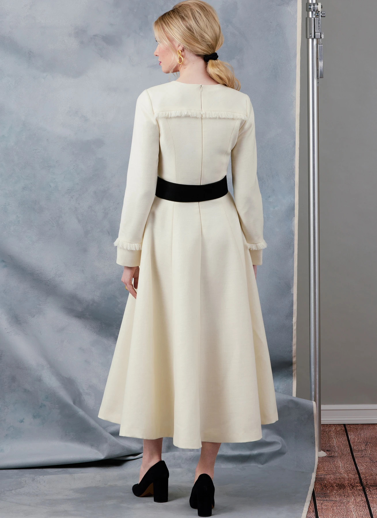 Vogue Patterns Misses' Dress with Sleeve and Length Variations (PDF) 6 Vogue Patterns Misses' Dress with Sleeve and Length Variations (PDF)