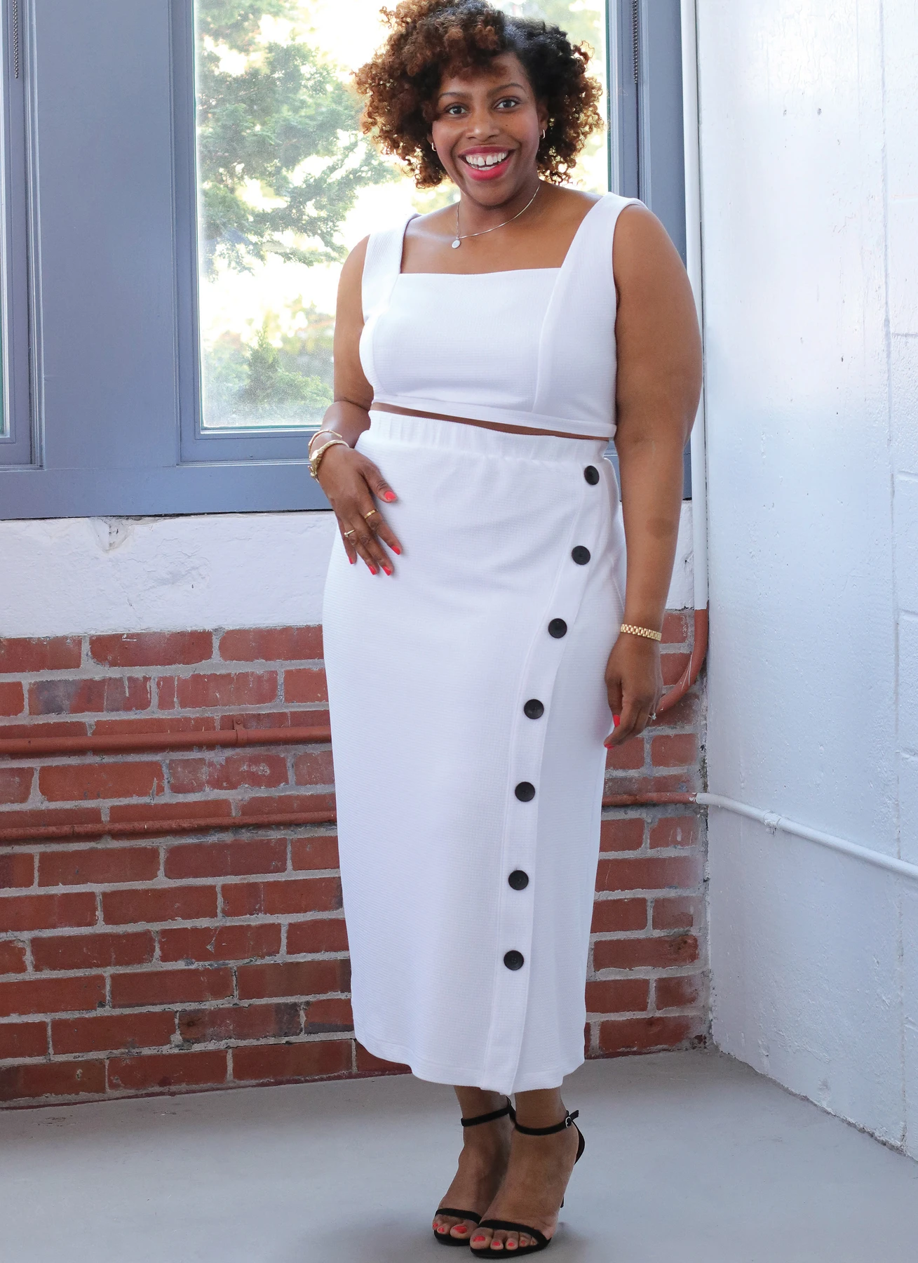 Know Me Sewing Pattern Misses' and Women's Knit Tops and Skirts by Brittany J. Jones (PDF) 2 Know Me Sewing Pattern Misses' and Women's Knit Tops and Skirts by Brittany J. Jones (PDF)