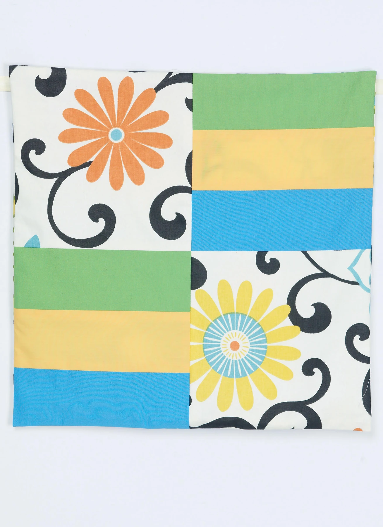 Butterick Sewing Pattern Pillow Covers with Contrast Front Sections (PDF) 4 Butterick Sewing Pattern Pillow Covers with Contrast Front Sections (PDF)
