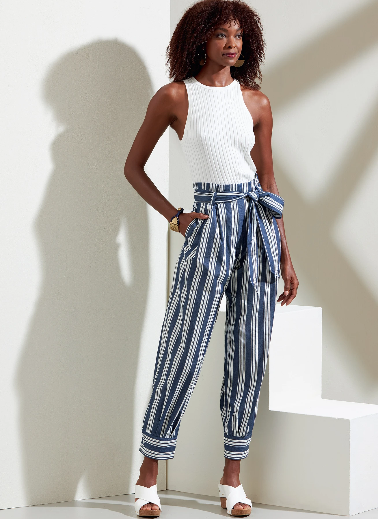Vogue Patterns Misses' and Misses' Petite Pants and Tie Belt 2 Vogue Patterns Misses' and Misses' Petite Pants and Tie Belt