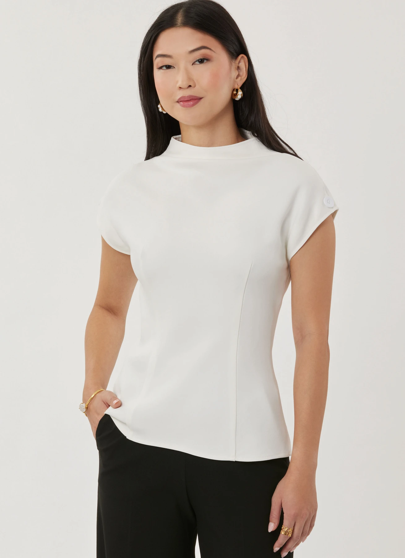Simplicity Sewing Pattern Misses' Top with Sleeve Variations (PDF) 2 Simplicity Sewing Pattern Misses' Top with Sleeve Variations (PDF)