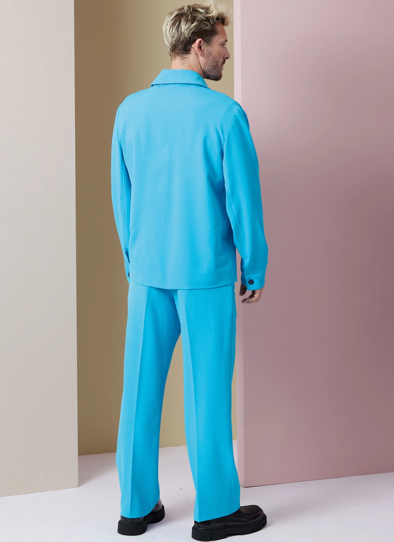 Vogue Patterns Men's Jackets, Shorts and Pants 7 Vogue Patterns Men's Jackets, Shorts and Pants