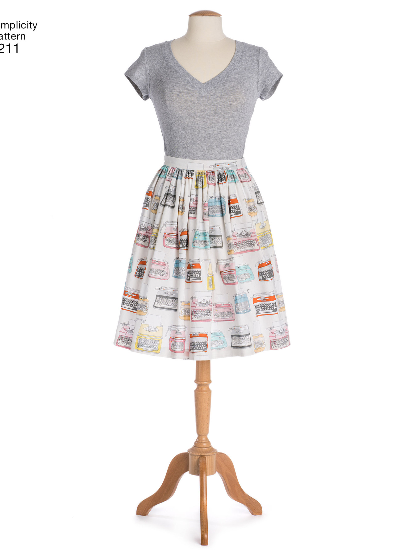 Simplicity Sewing Pattern Misses' Dirndl Skirts in Three Lengths 3 Simplicity Sewing Pattern Misses' Dirndl Skirts in Three Lengths