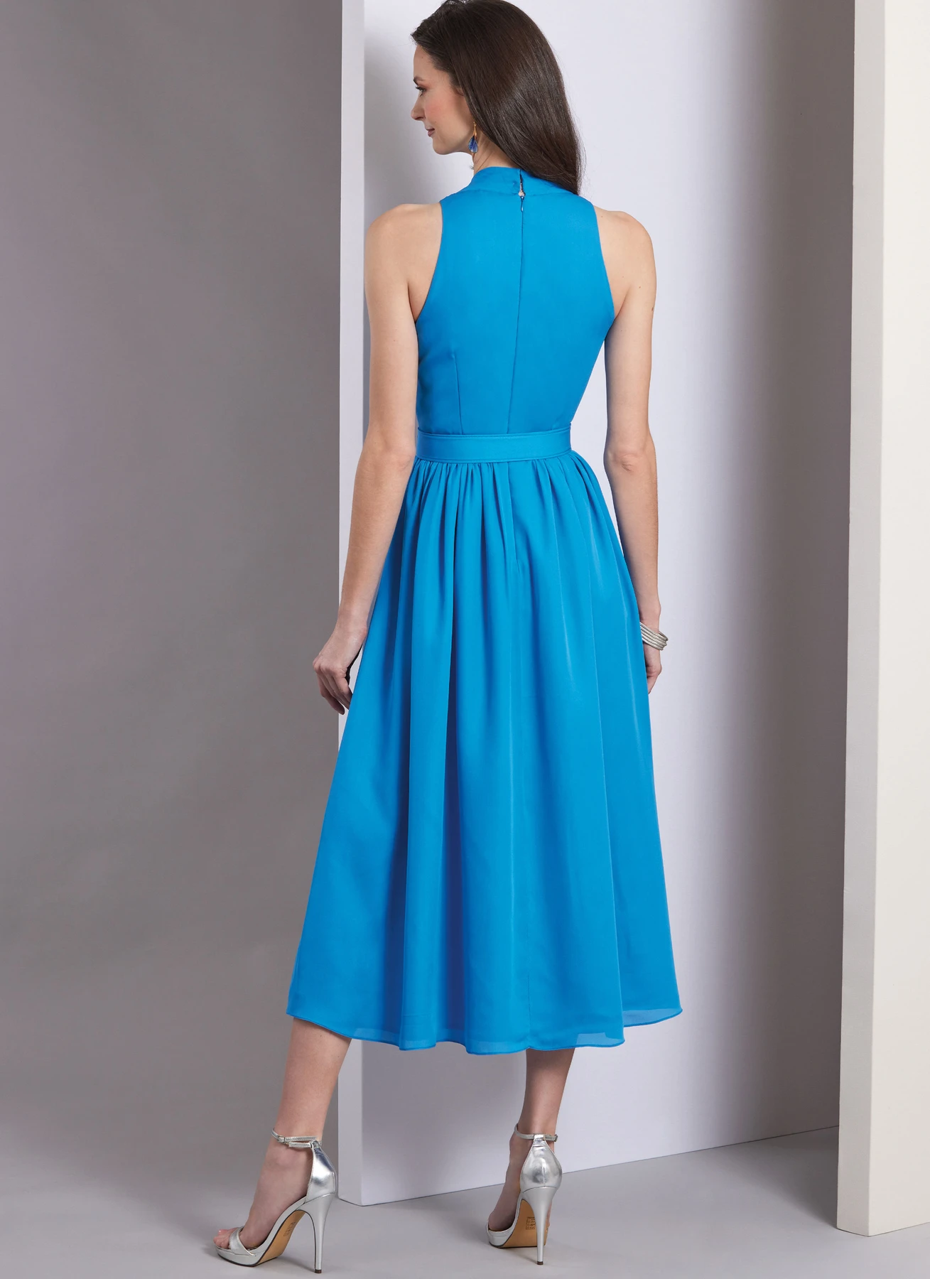 Vogue Patterns Misses' Dress In Two Lengths and Belt 4 Vogue Patterns Misses' Dress In Two Lengths and Belt