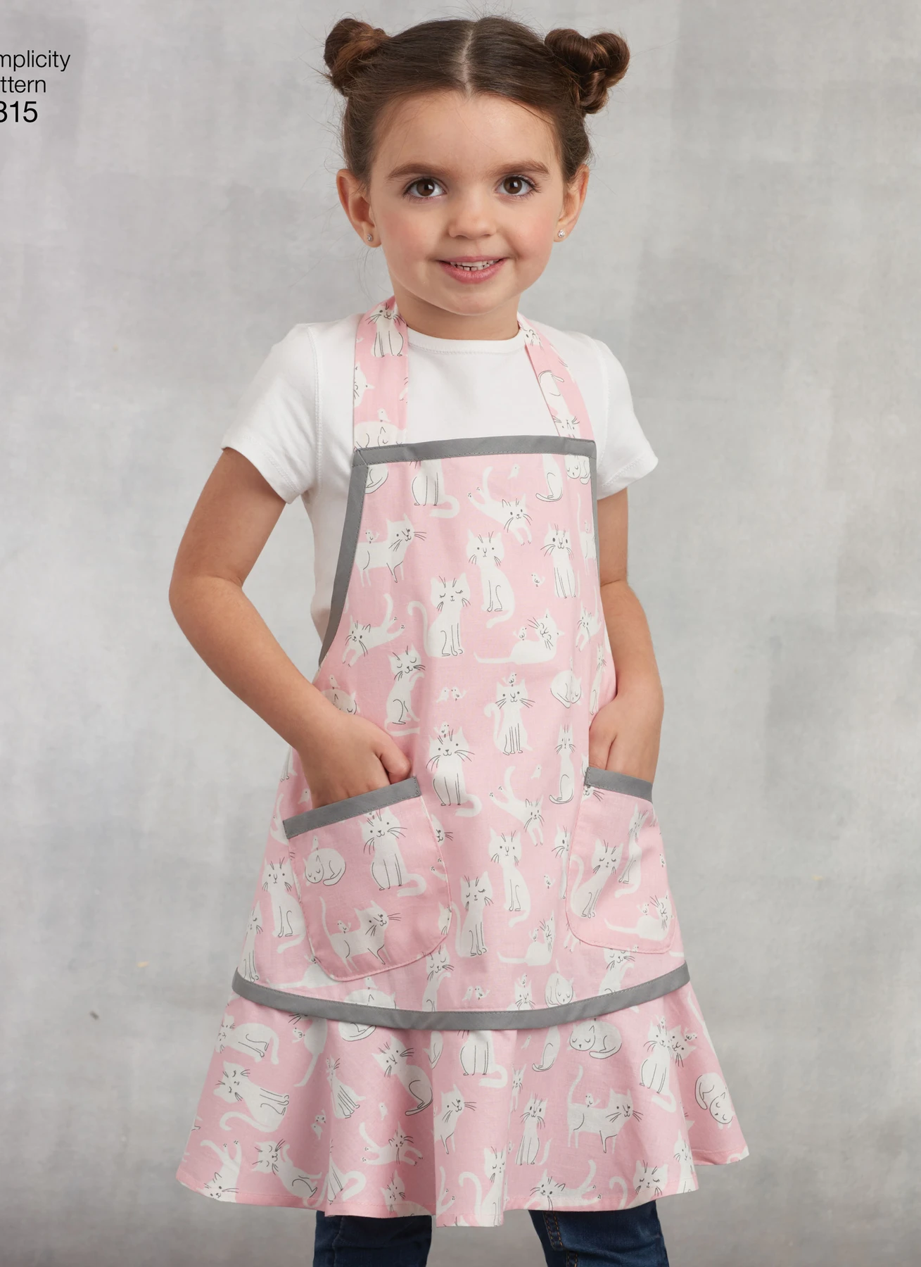 Simplicity Sewing Pattern Children's & Misses' Aprons 3 Simplicity Sewing Pattern Children's & Misses' Aprons