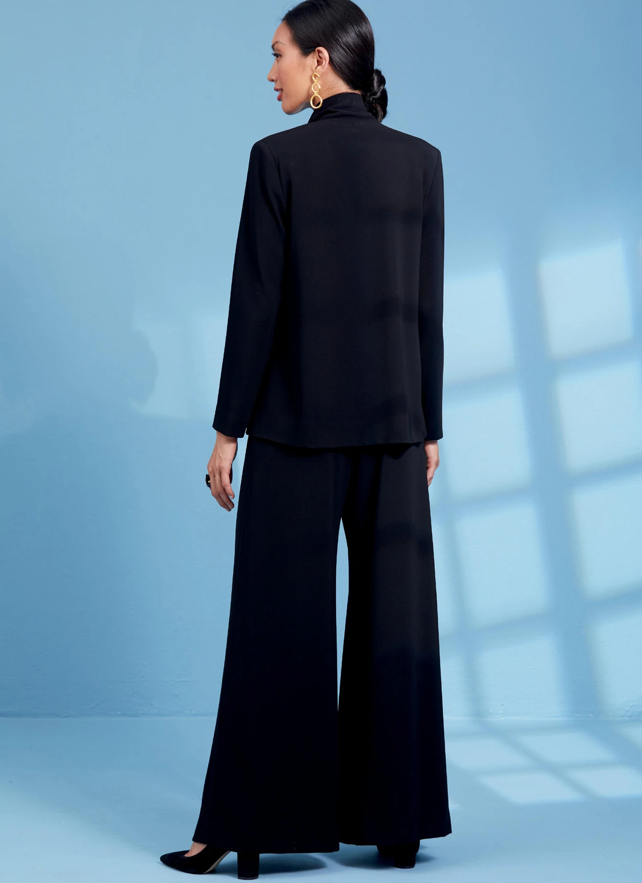 Vogue Patterns Misses' Jacket, Top and Pants 5 Vogue Patterns Misses' Jacket, Top and Pants
