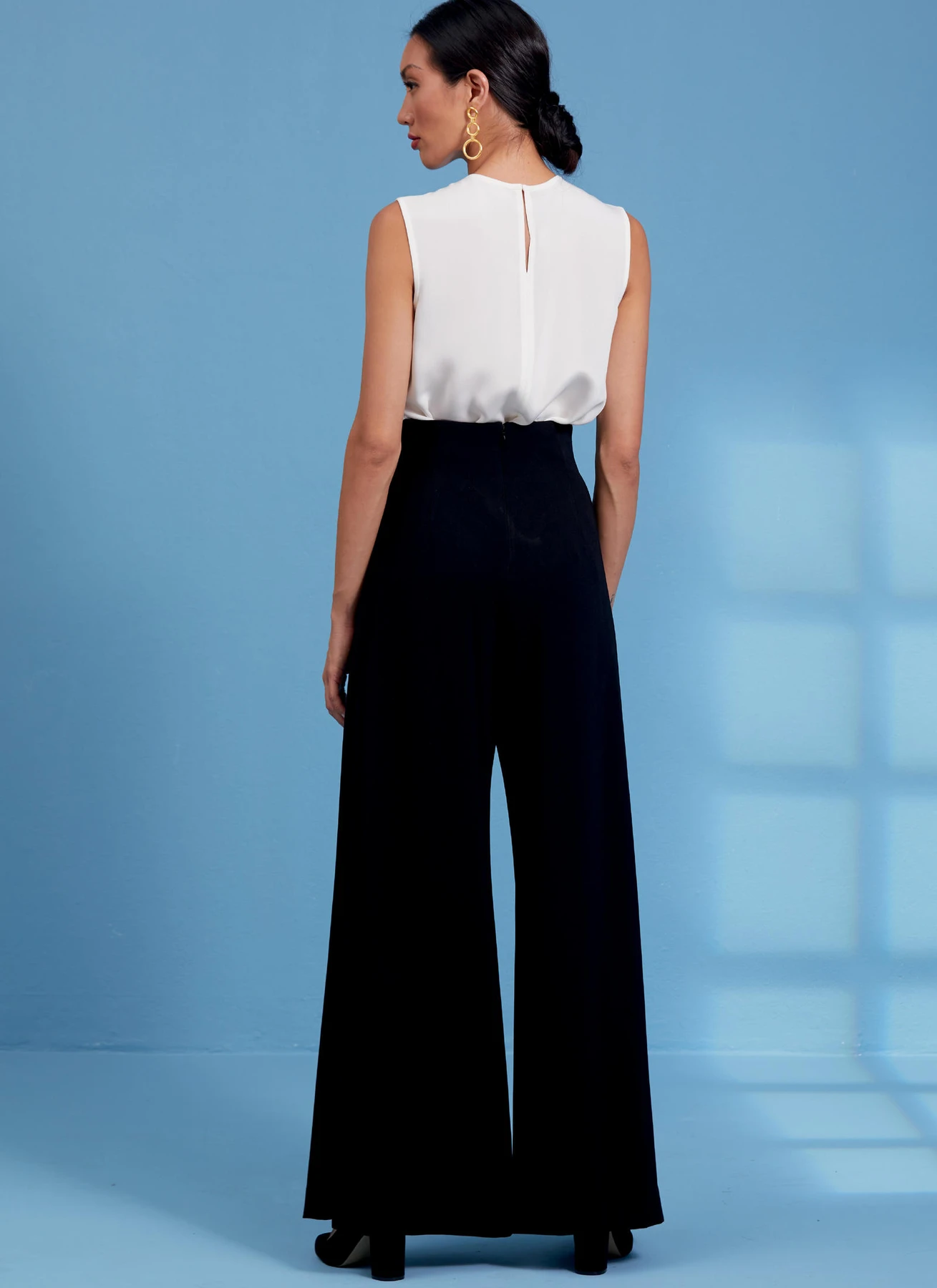 Vogue Patterns Misses' Jacket, Top and Pants 6 Vogue Patterns Misses' Jacket, Top and Pants