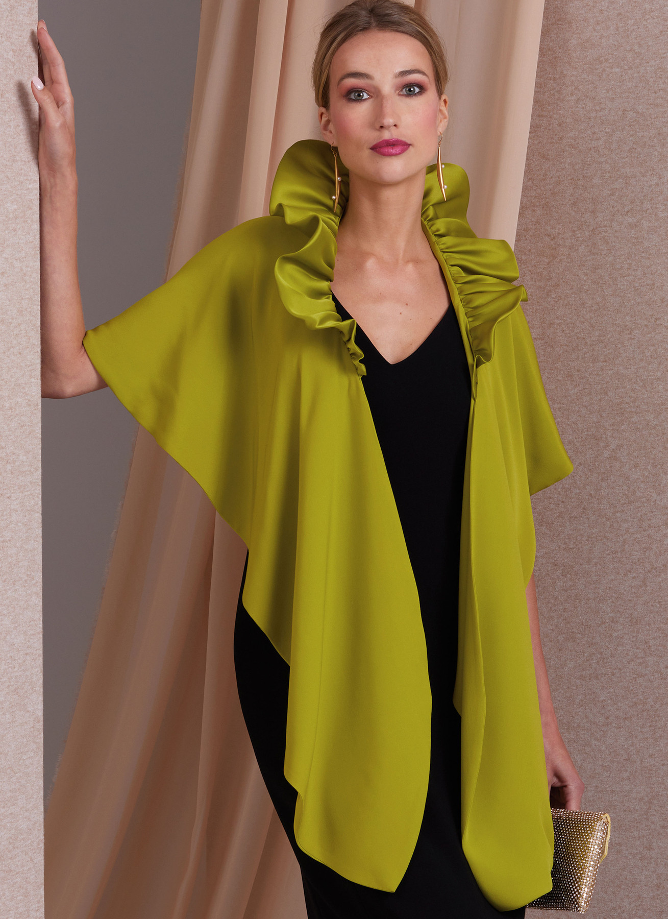 Vogue Patterns Misses' Wraps by Tom & Linda Platt 6 Vogue Patterns Misses' Wraps by Tom & Linda Platt
