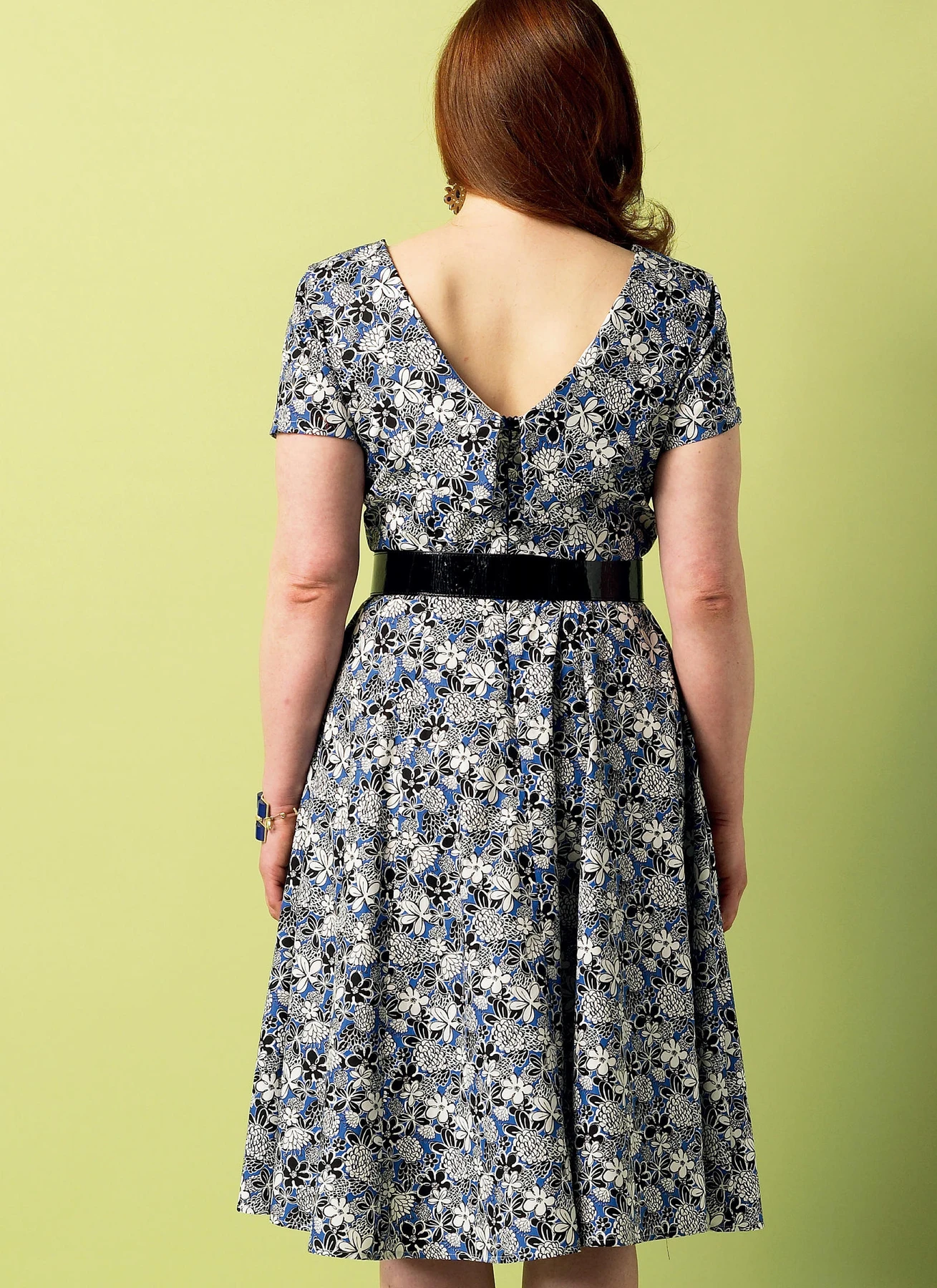 Butterick Sewing Pattern Misses'/Misses' Petite/Women's/Women's Petite Shawl Collar Dresses (PDF) 7 Butterick Sewing Pattern Misses'/Misses' Petite/Women's/Women's Petite Shawl Collar Dresses (PDF)