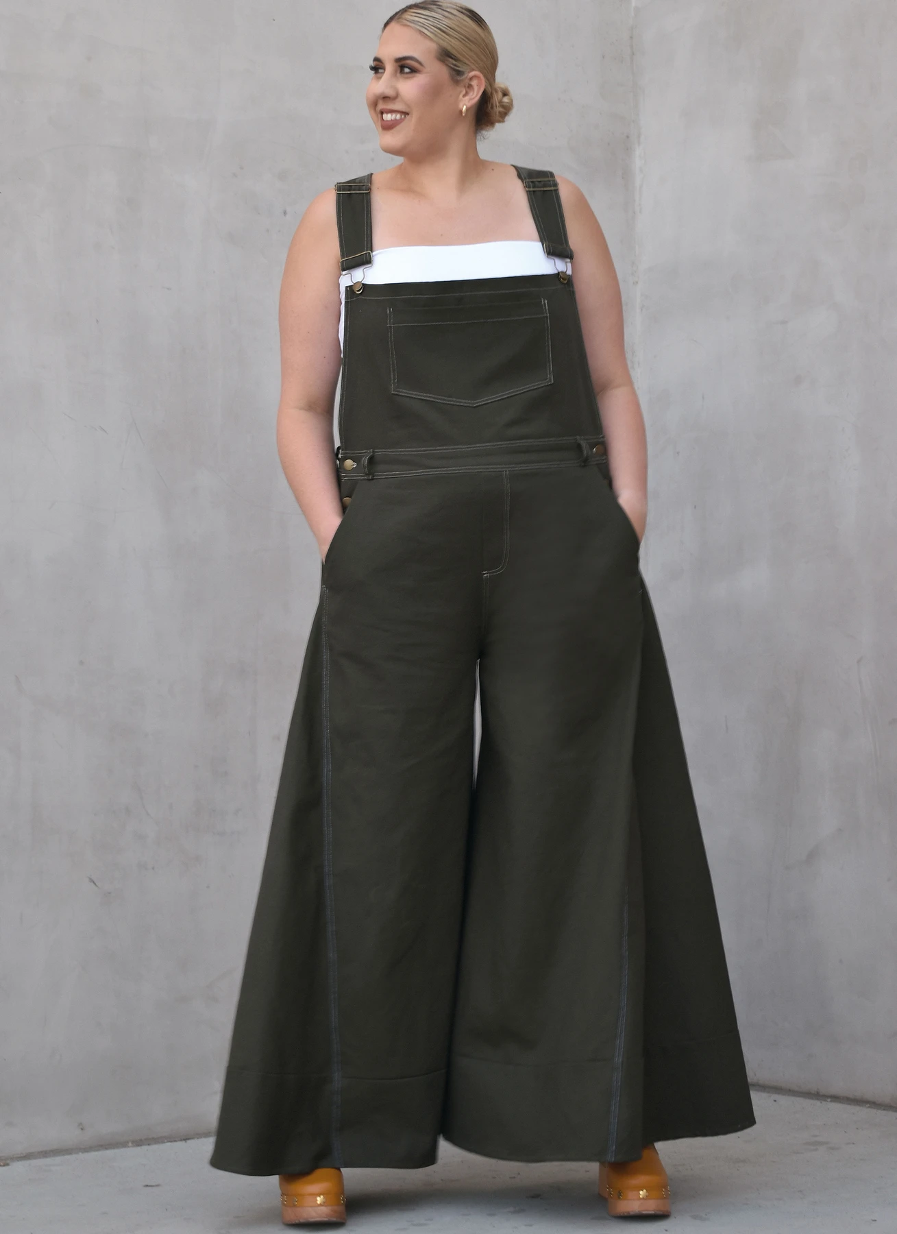 Know Me Sewing Pattern Misses' Overalls by Alisha Grace 2 Know Me Sewing Pattern Misses' Overalls by Alisha Grace