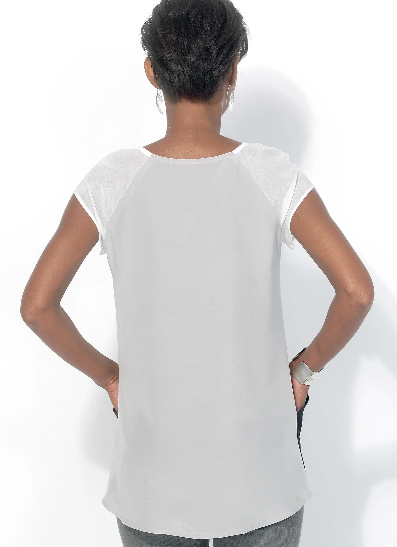 McCall's Sewing Pattern Misses' Seam-Detail Tops and Tunic (PDF) 6 McCall's Sewing Pattern Misses' Seam-Detail Tops and Tunic (PDF)