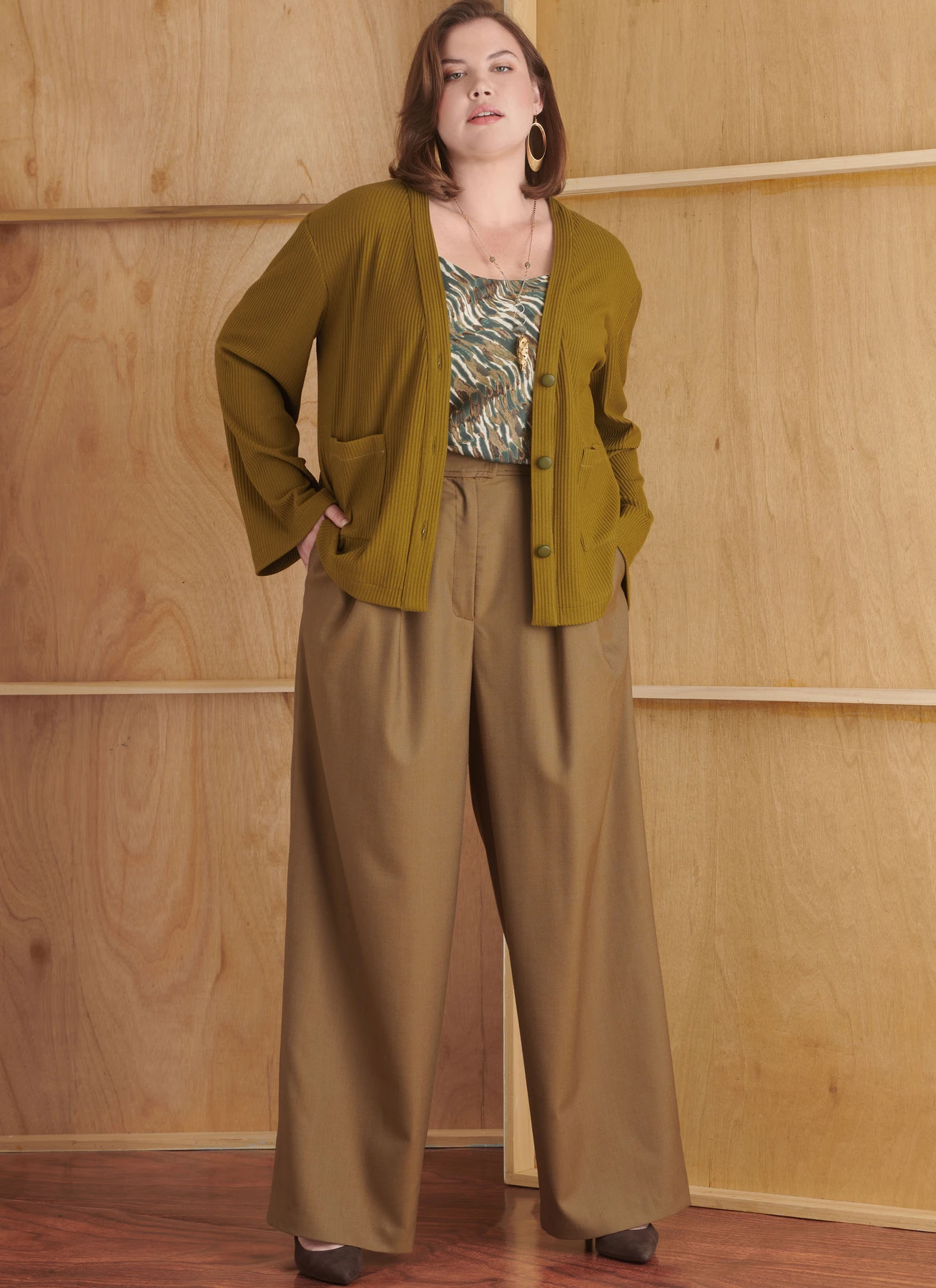 Simplicity Sewing Pattern Women's Pants in Two Lengths, Camisole and Cardigan (PDF) 2 Simplicity Sewing Pattern Women's Pants in Two Lengths, Camisole and Cardigan (PDF)