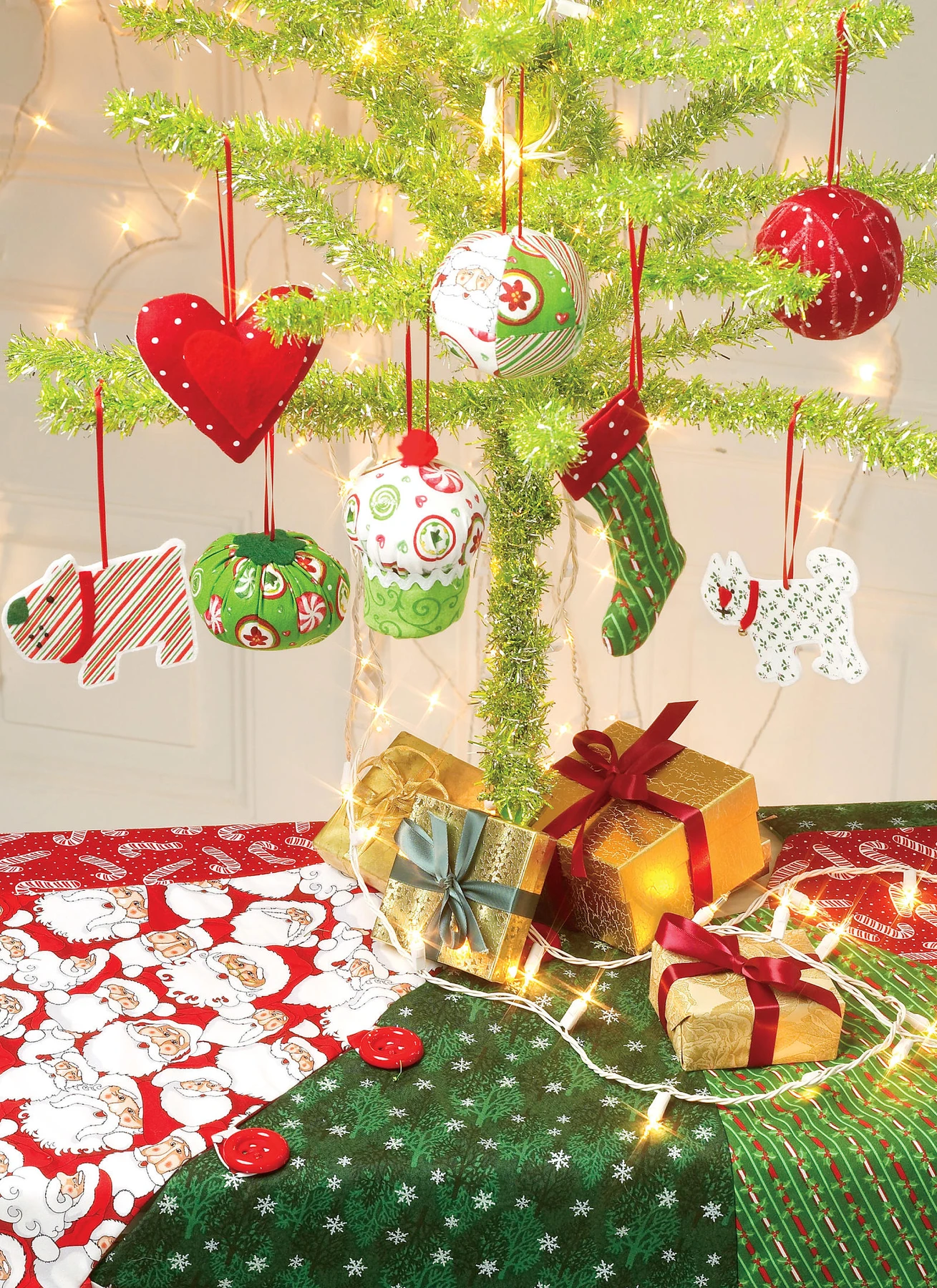 McCall's Sewing Pattern Ornaments, Wreath, Tree Skirt and Stocking 2 McCall's Sewing Pattern Ornaments, Wreath, Tree Skirt and Stocking
