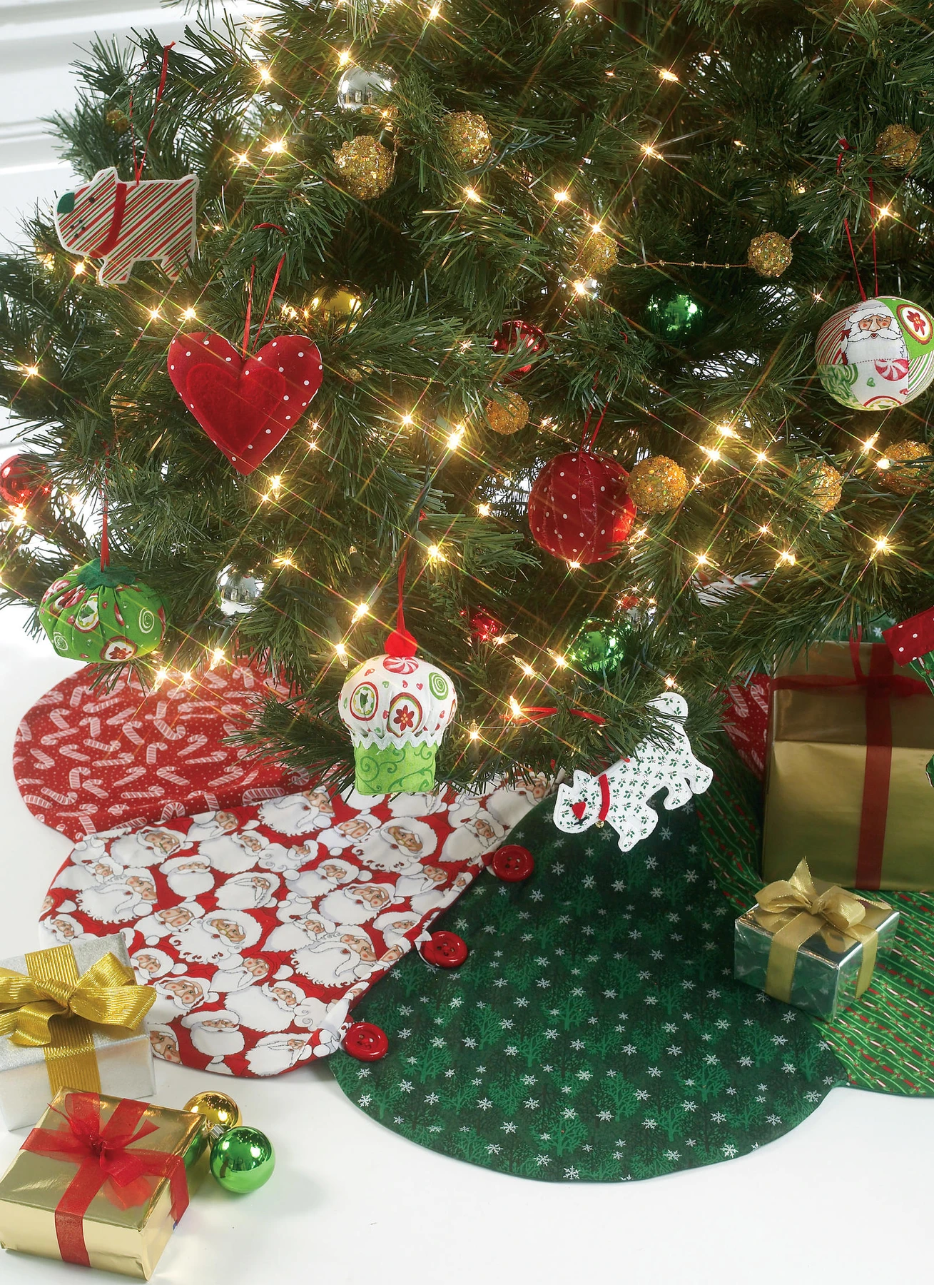 McCall's Sewing Pattern Ornaments, Wreath, Tree Skirt and Stocking 4 McCall's Sewing Pattern Ornaments, Wreath, Tree Skirt and Stocking
