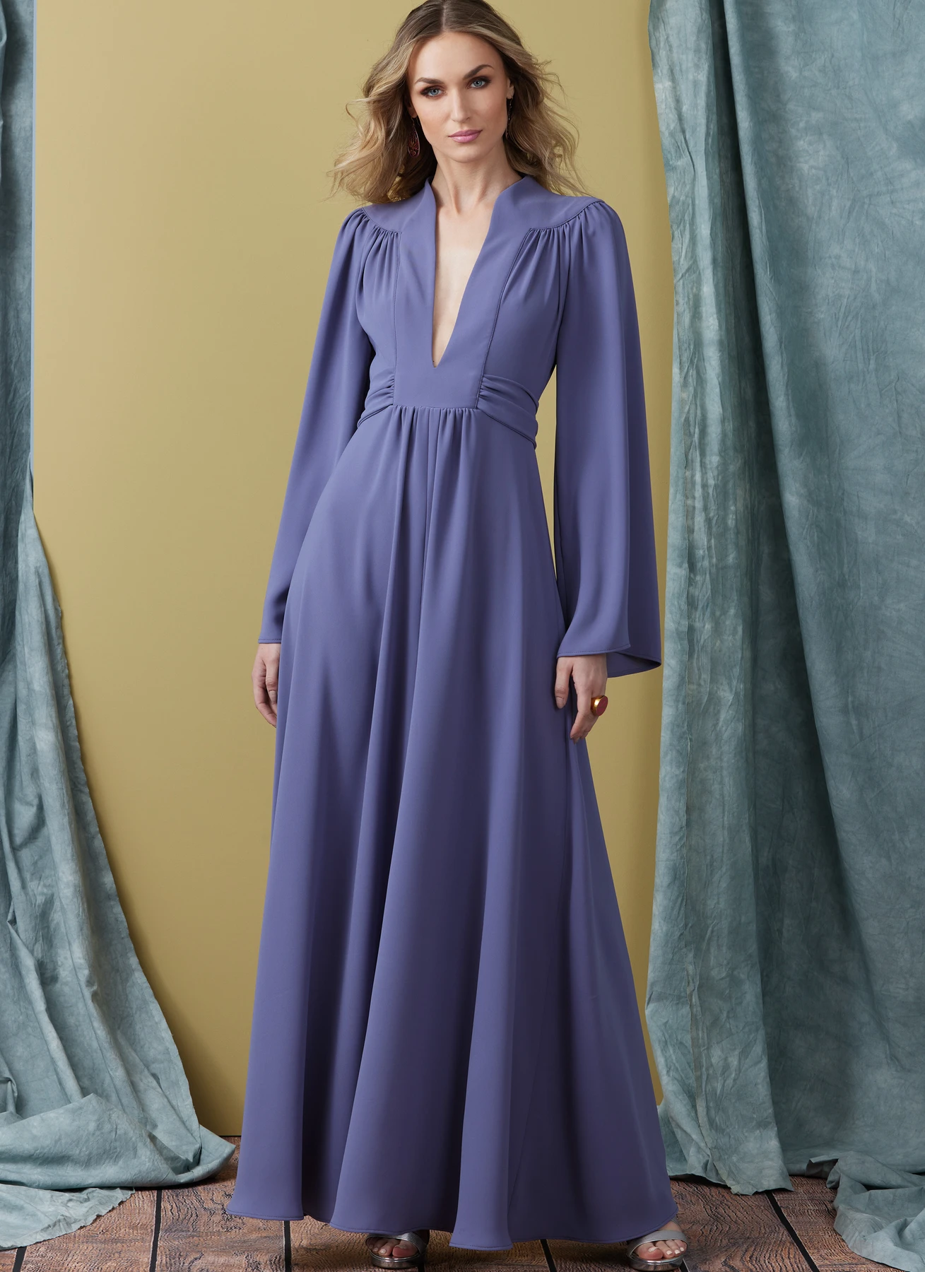 Vogue Patterns Misses' Dress in Two Lengths 3 Vogue Patterns Misses' Dress in Two Lengths