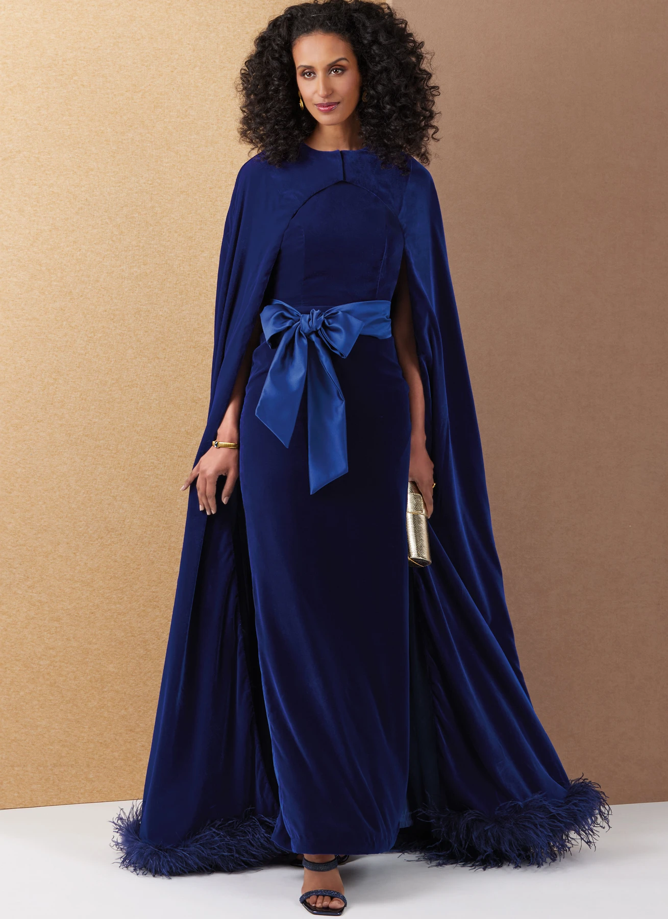 Vogue Patterns Misses' Full-Length Cape and Dress with Sash (PDF) 2 Vogue Patterns Misses' Full-Length Cape and Dress with Sash (PDF)