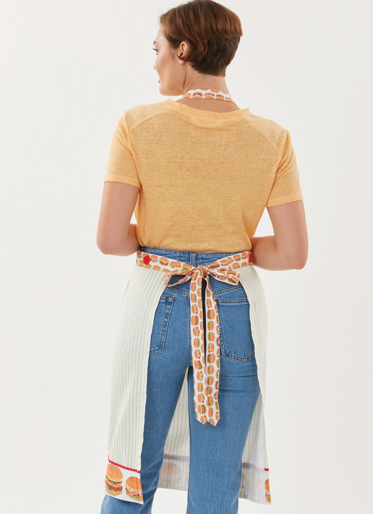 Simplicity Sewing Pattern Aprons in Sizes S-M-L and Kitchen Accessories by Carla Reiss (PDF) 6 Simplicity Sewing Pattern Aprons in Sizes S-M-L and Kitchen Accessories by Carla Reiss (PDF)