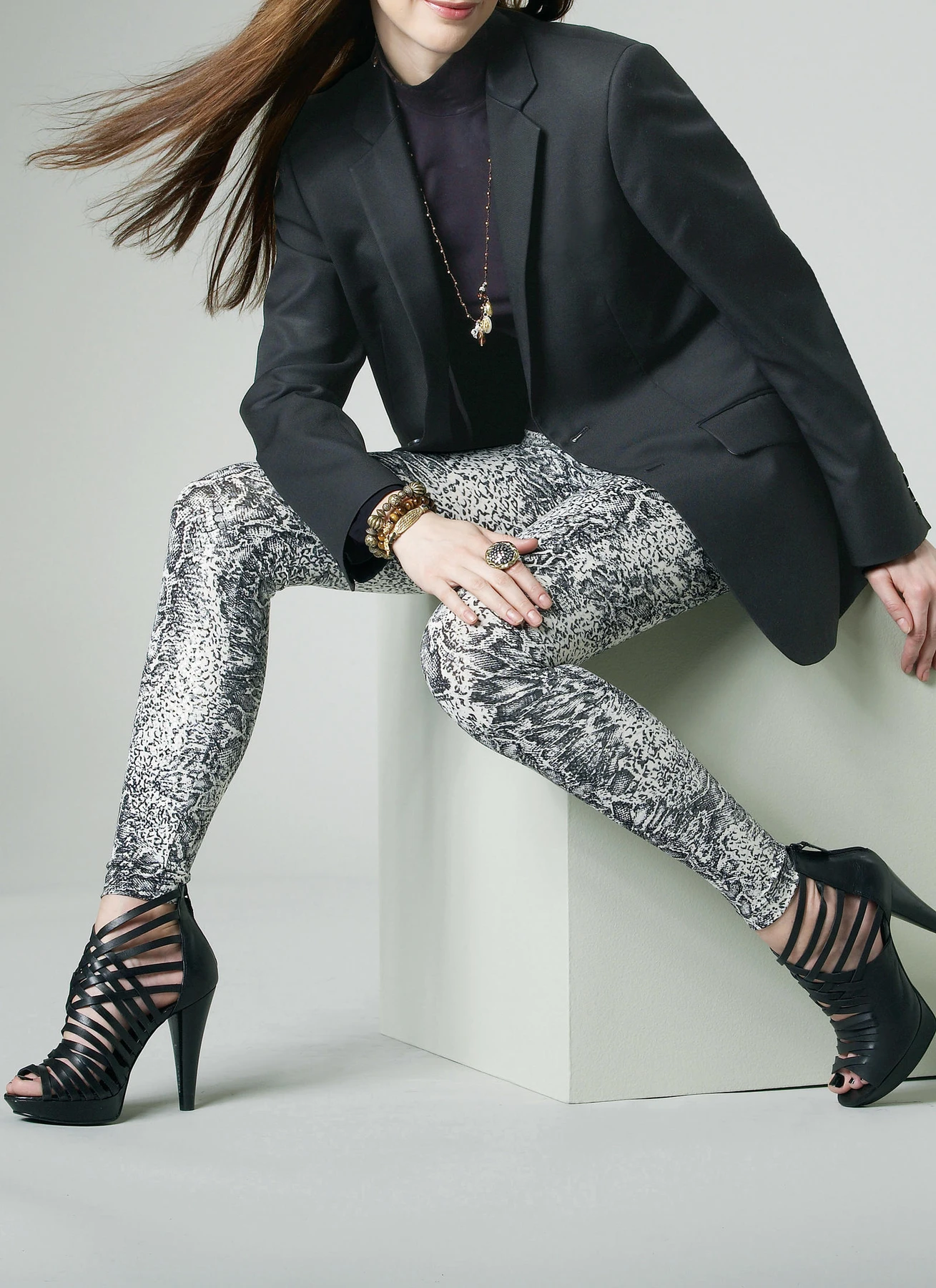 McCall's Sewing Pattern Misses'/Miss Petite Pants and Leggings (PDF) 9 McCall's Sewing Pattern Misses'/Miss Petite Pants and Leggings (PDF)