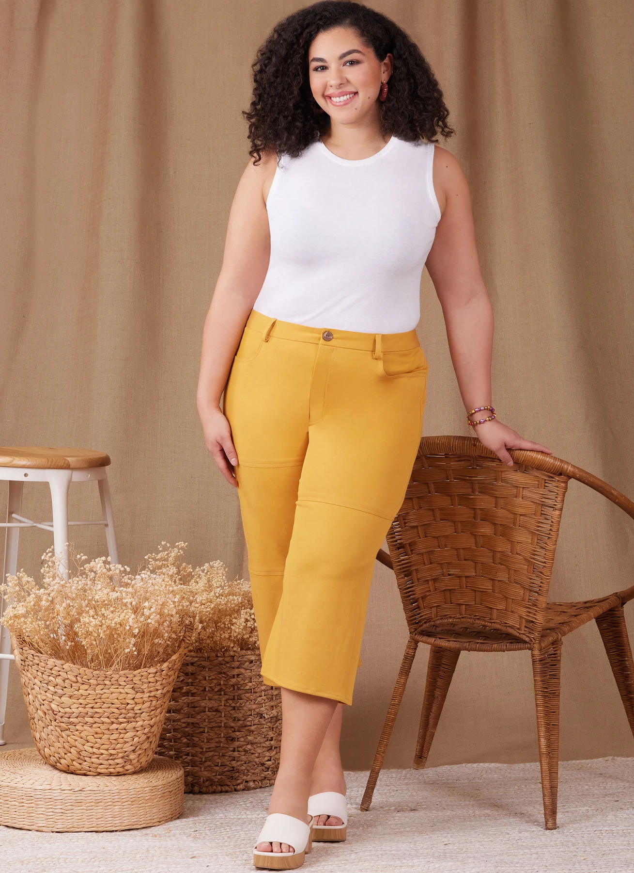 Simplicity Sewing Pattern Misses' and Women's Shorts and Pants (PDF) 2 Simplicity Sewing Pattern Misses' and Women's Shorts and Pants (PDF)