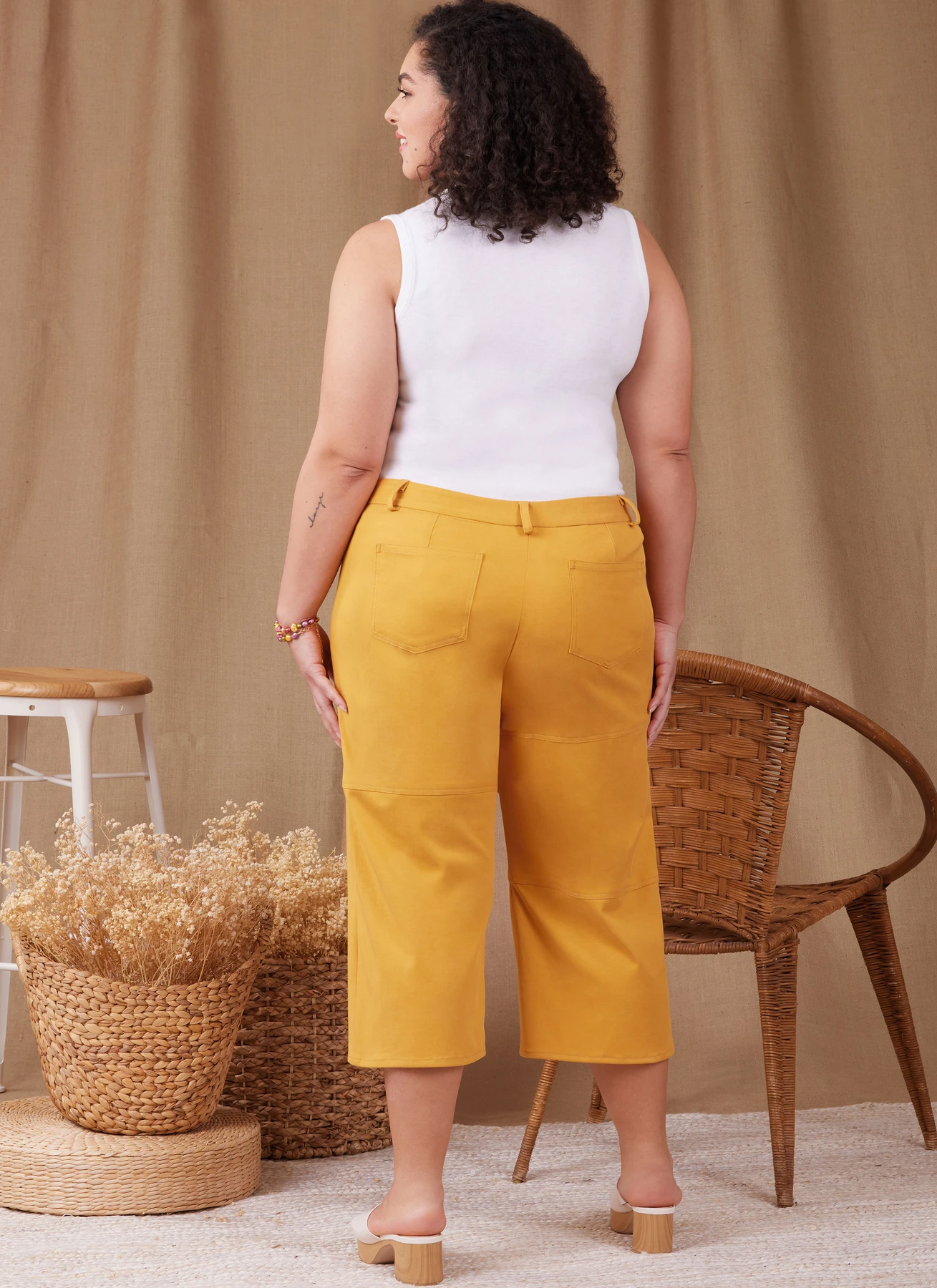 Simplicity Sewing Pattern Misses' and Women's Shorts and Pants (PDF) 8 Simplicity Sewing Pattern Misses' and Women's Shorts and Pants (PDF)