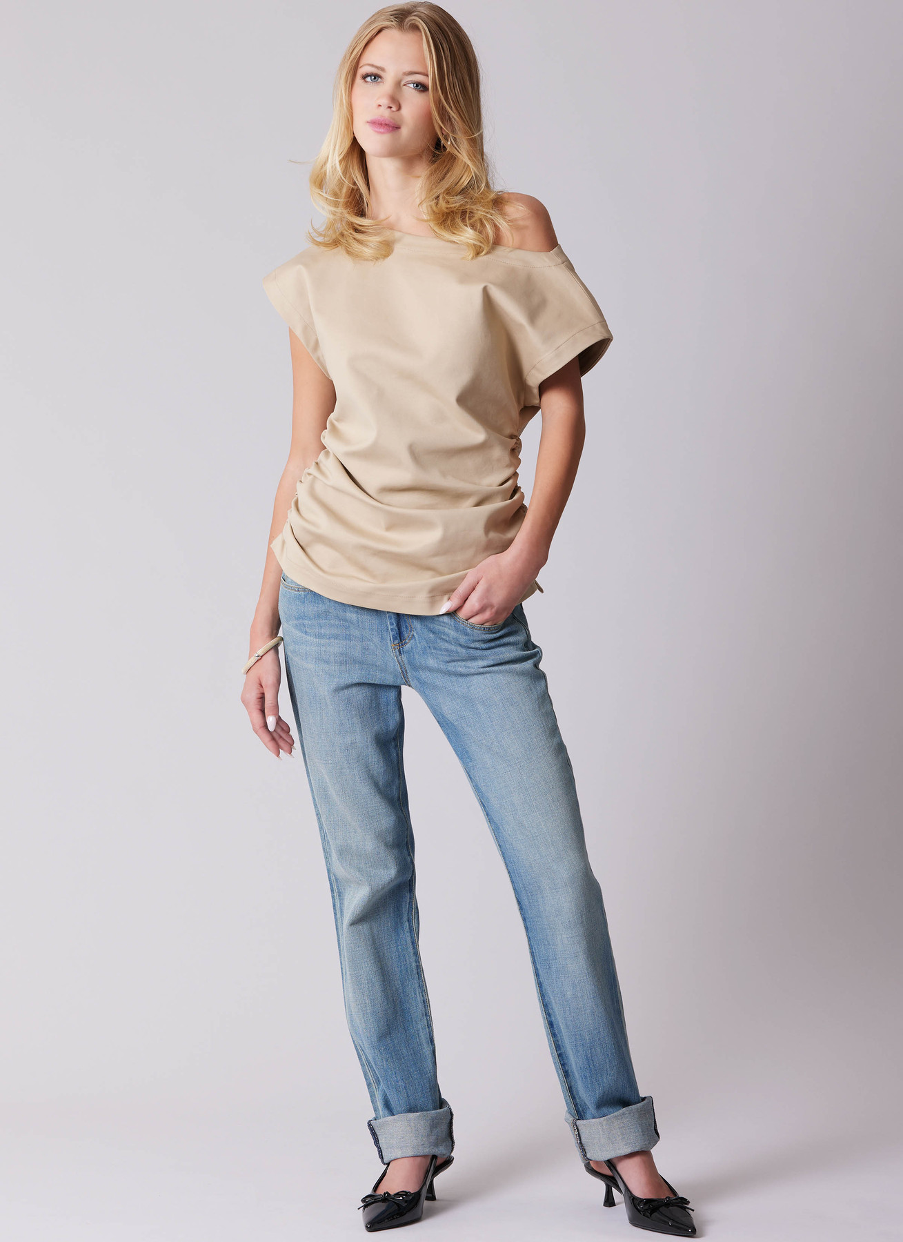 McCall's Sewing Pattern Misses' Dolman Sleeve Top (PDF) 4 McCall's Sewing Pattern Misses' Dolman Sleeve Top (PDF)