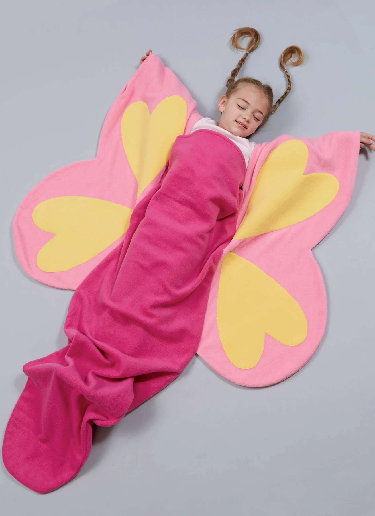 McCall's Sewing Pattern Kid's Themed Blanket (PDF) 2 McCall's Sewing Pattern Kid's Themed Blanket (PDF)