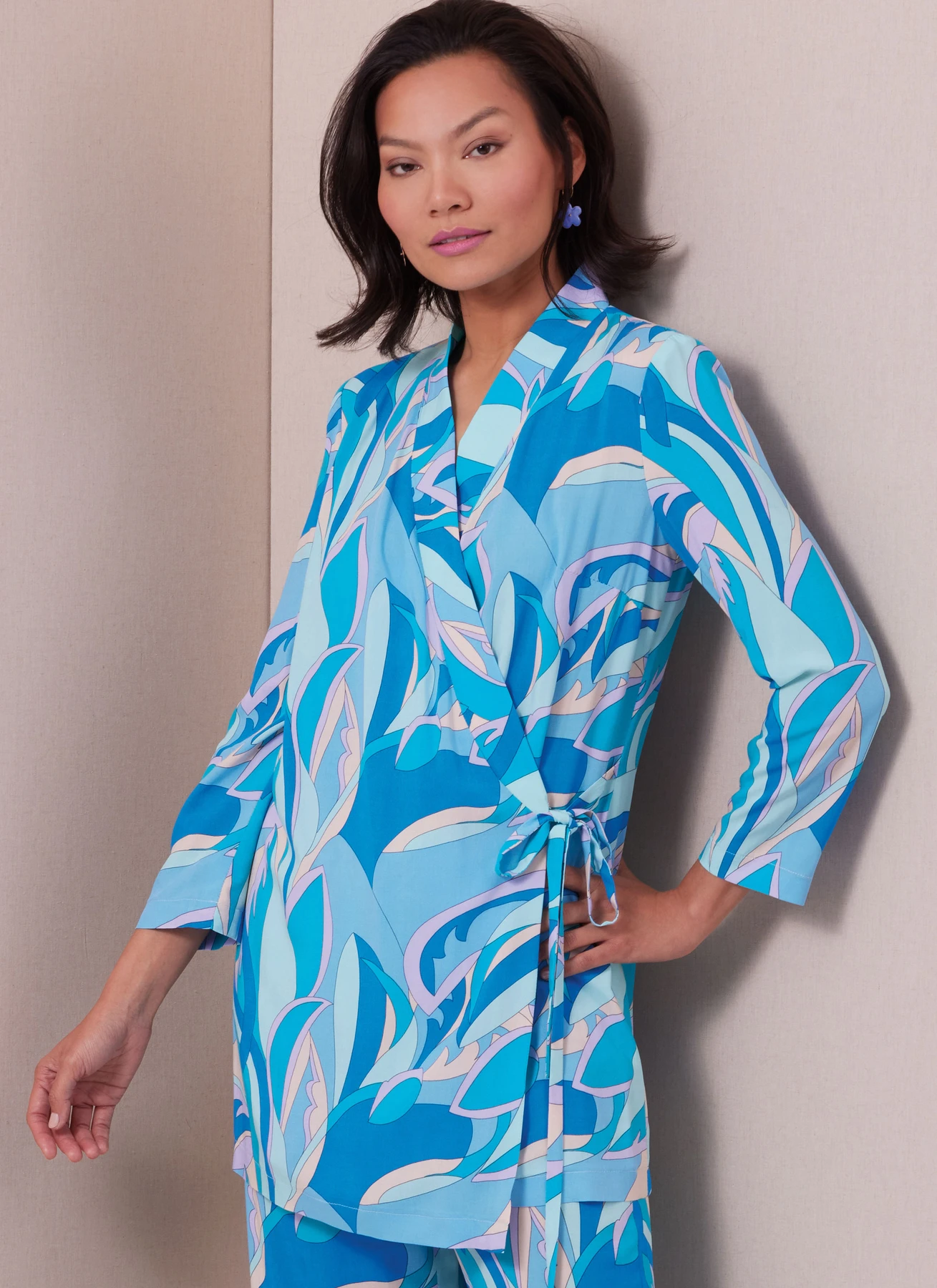 Butterick Sewing Pattern Misses' Lounge Set by Palmer/Pletsch 2 Butterick Sewing Pattern Misses' Lounge Set by Palmer/Pletsch