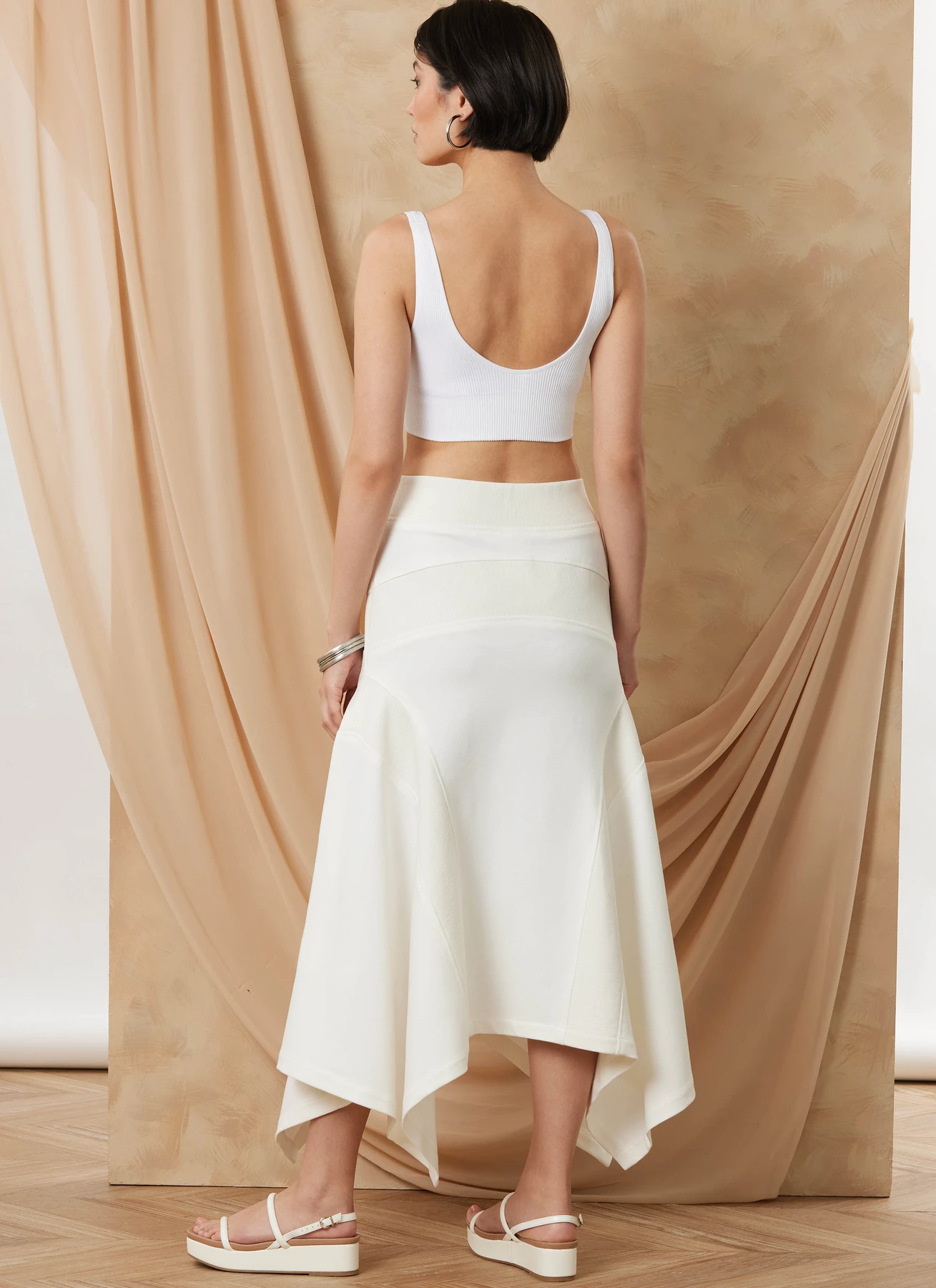 Vogue Patterns Misses' Ponte Knit Midi Skirt 3 Vogue Patterns Misses' Ponte Knit Midi Skirt