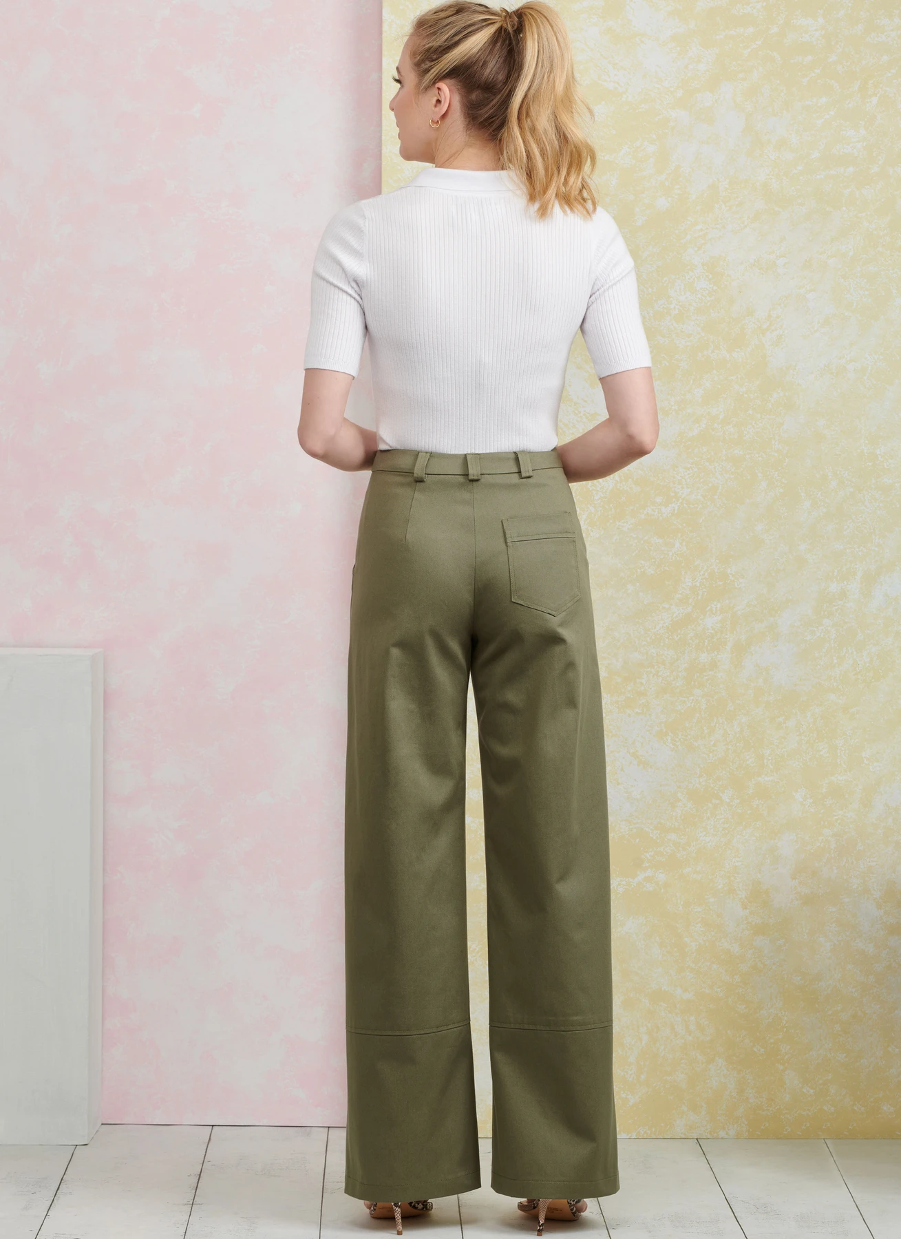 Simplicity Sewing Pattern Misses' Pants in Two Lengths and Shorts (PDF) 8 Simplicity Sewing Pattern Misses' Pants in Two Lengths and Shorts (PDF)
