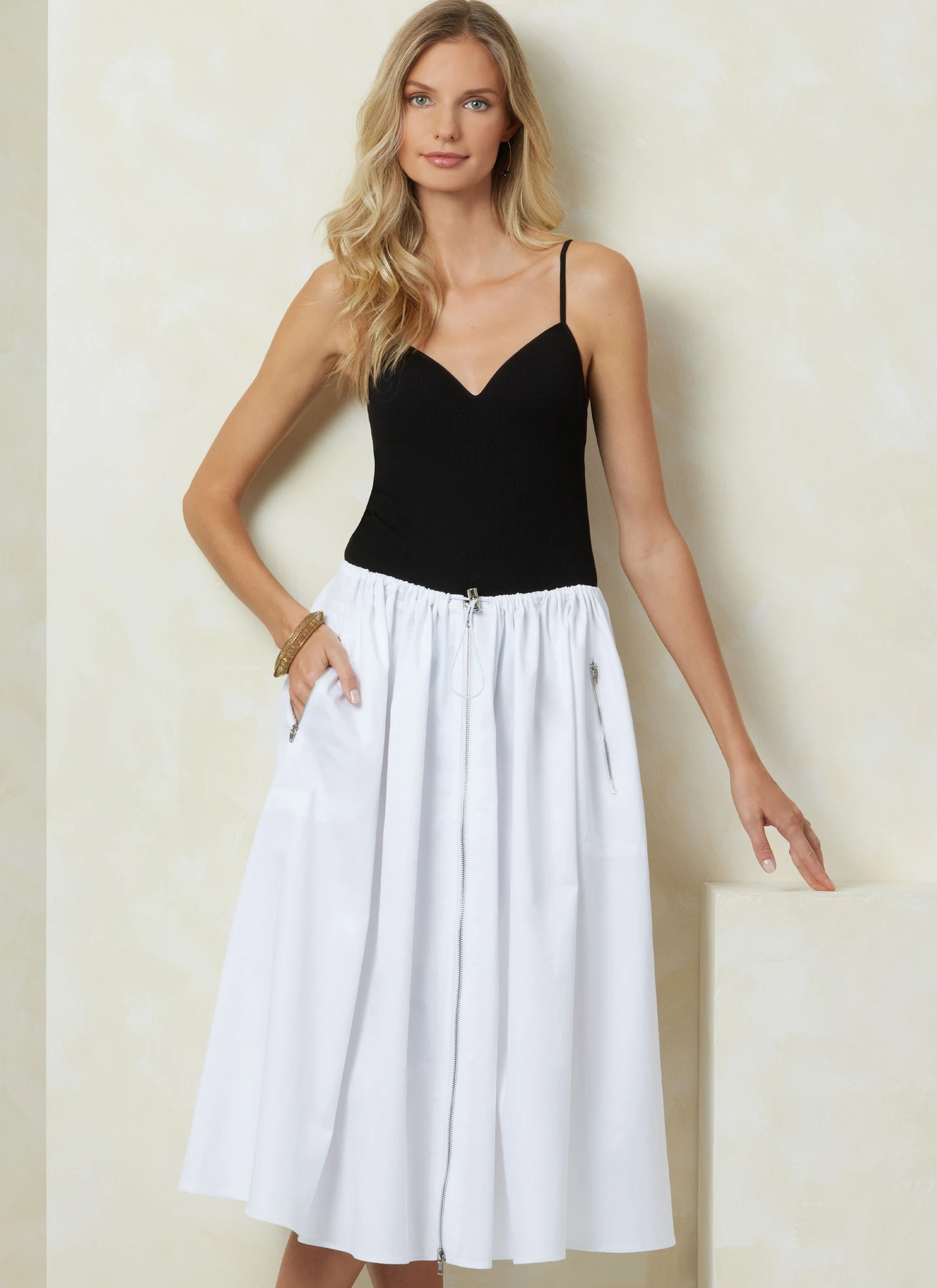 Vogue Patterns Misses' Skirt in Two Lengths (PDF) 3 Vogue Patterns Misses' Skirt in Two Lengths (PDF)