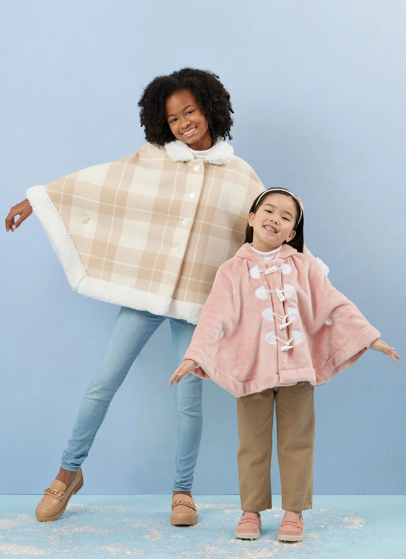 Simplicity Sewing Pattern Children's and Girls' Ponchos 2 Simplicity Sewing Pattern Children's and Girls' Ponchos