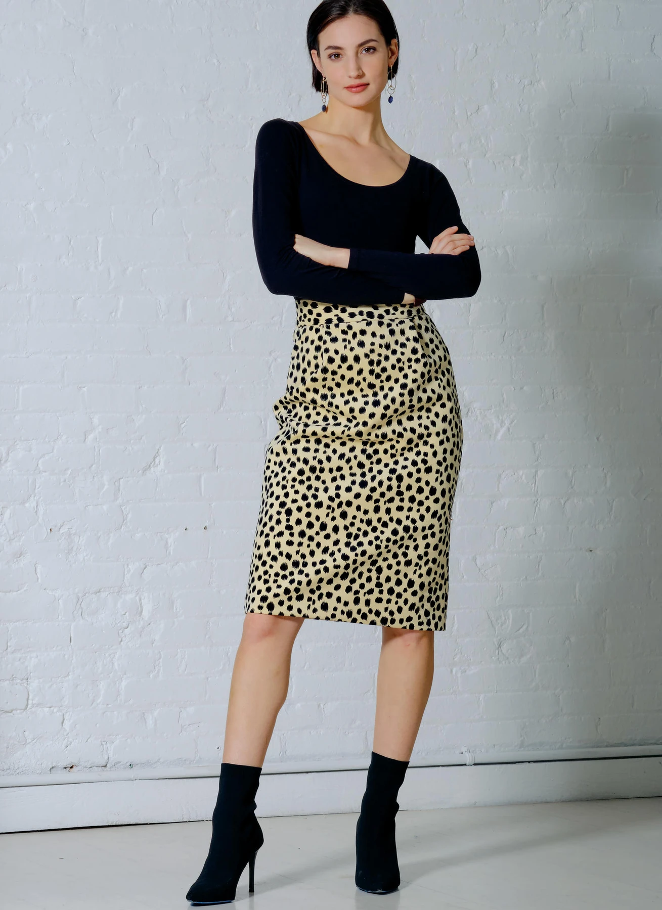 McCall's Sewing Pattern Misses' Skirt and Belt 5 McCall's Sewing Pattern Misses' Skirt and Belt