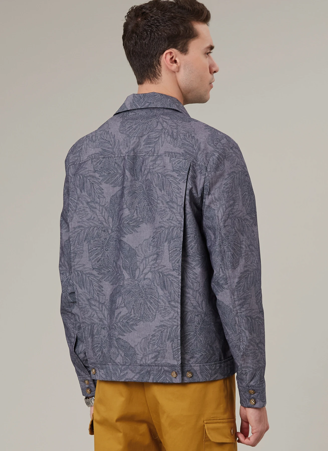 McCall's Sewing Pattern Men's Jacket, Shorts and Pants (PDF) 7 McCall's Sewing Pattern Men's Jacket, Shorts and Pants (PDF)