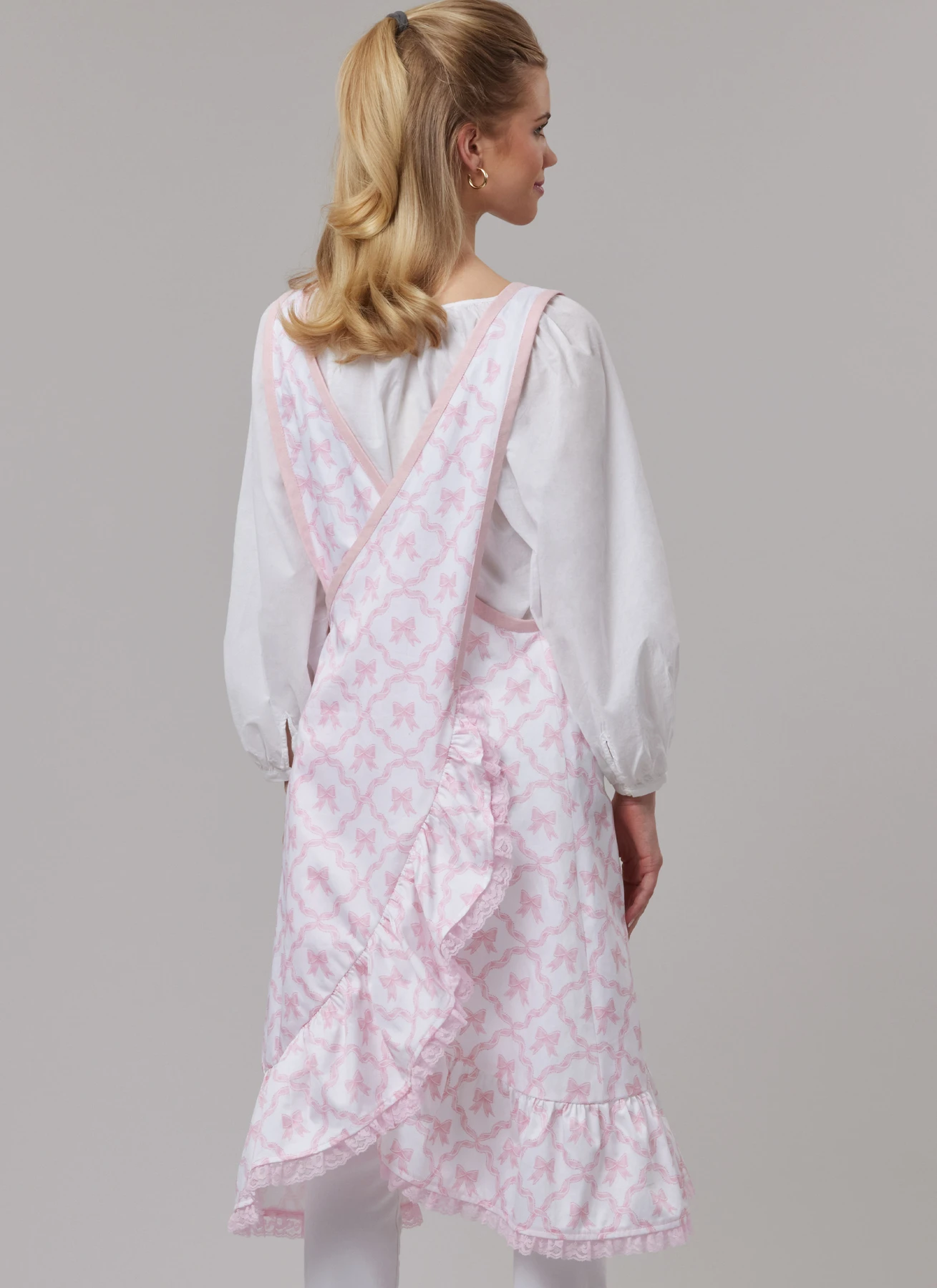 McCall's Sewing Pattern Misses' Aprons (PDF) 10 McCall's Sewing Pattern Misses' Aprons (PDF)