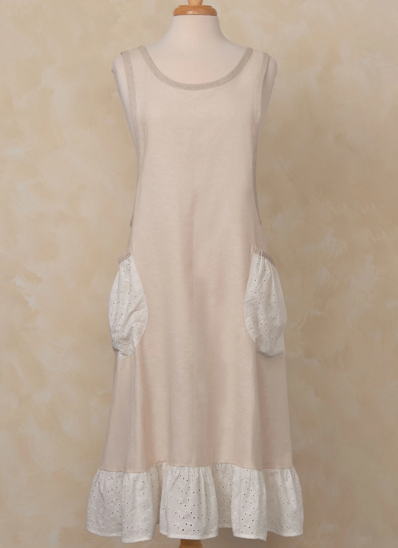 McCall's Sewing Pattern Misses' Aprons (PDF) 3 McCall's Sewing Pattern Misses' Aprons (PDF)