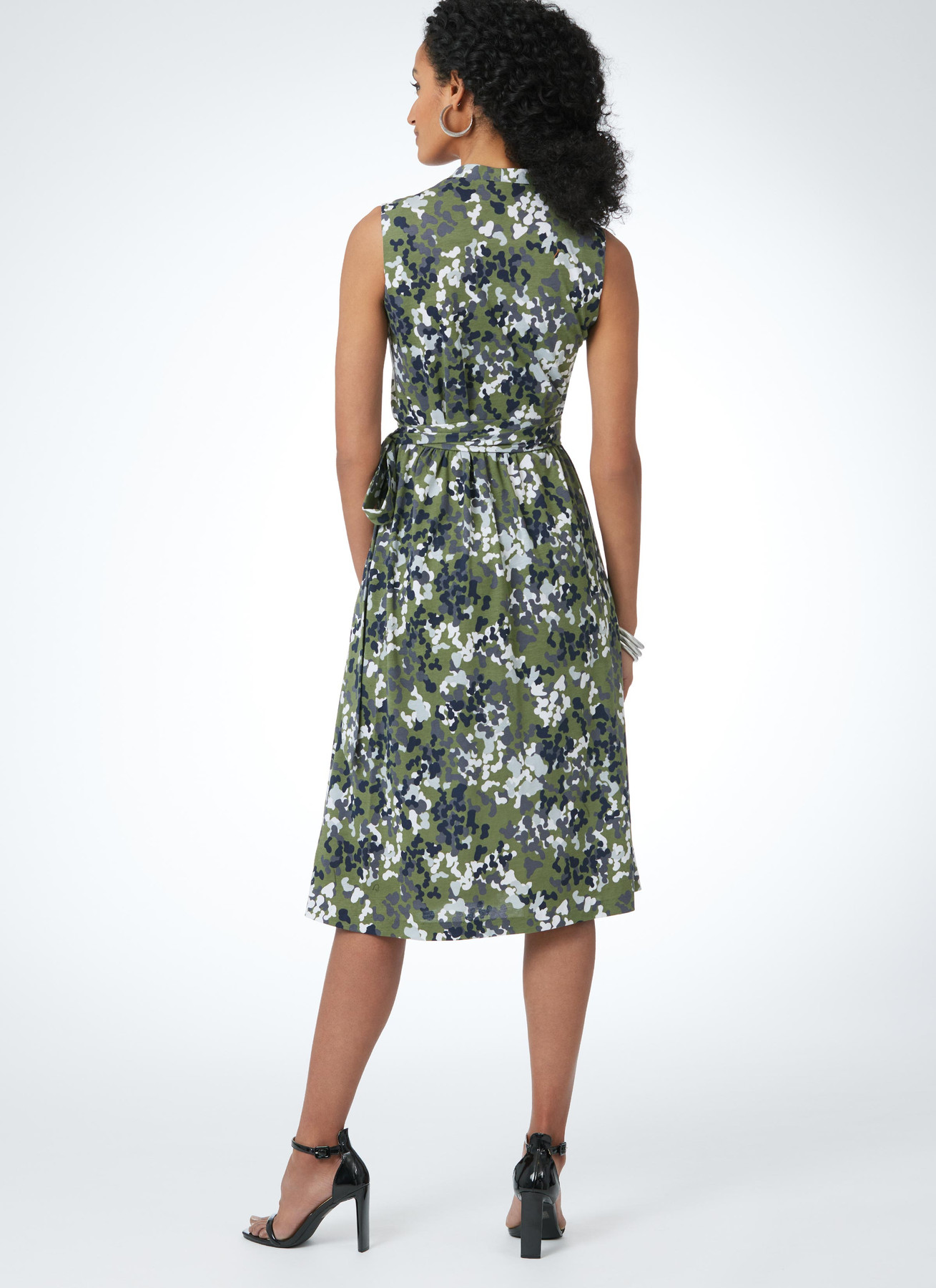 Vogue Patterns 1970s Misses' Front Wrap Dresses by Diane von Furstenberg (PDF) 10 Vogue Patterns 1970s Misses' Front Wrap Dresses by Diane von Furstenberg (PDF)